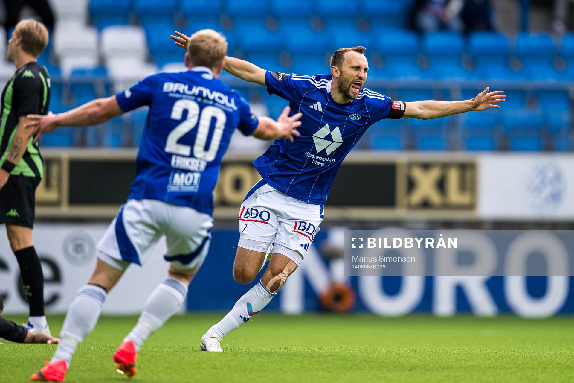 Magnus Wolff Eikrem of Molde celebrates