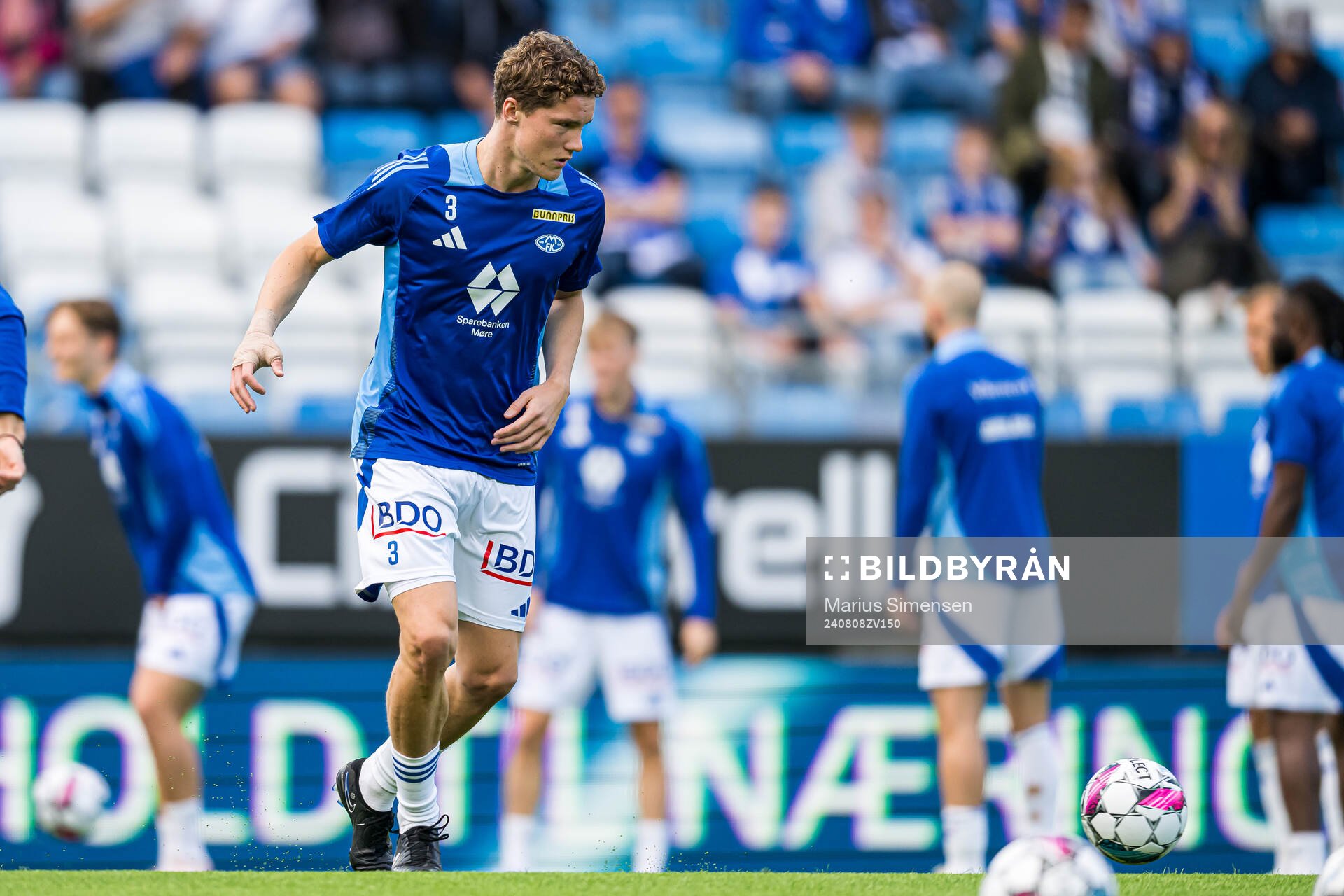Casper Øyvann of Molde warms up