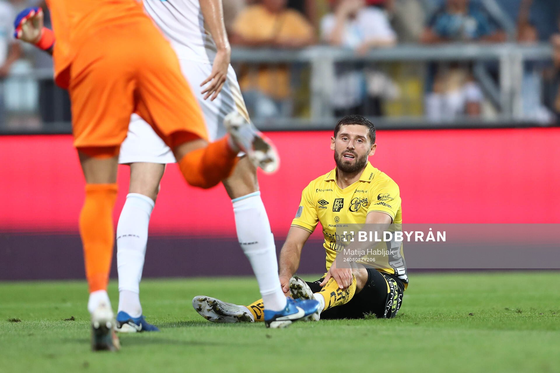 Arber Zeneli of Elfsborg looks dejected