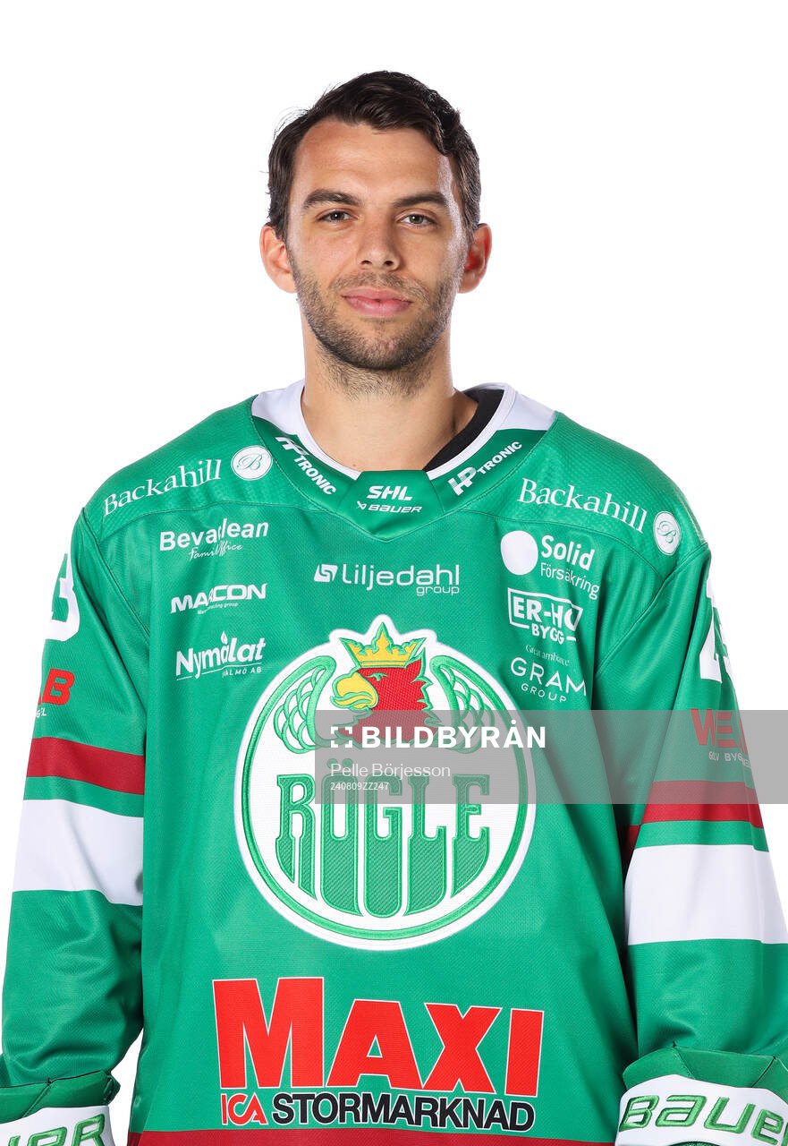 Rögles Josh Dickinson