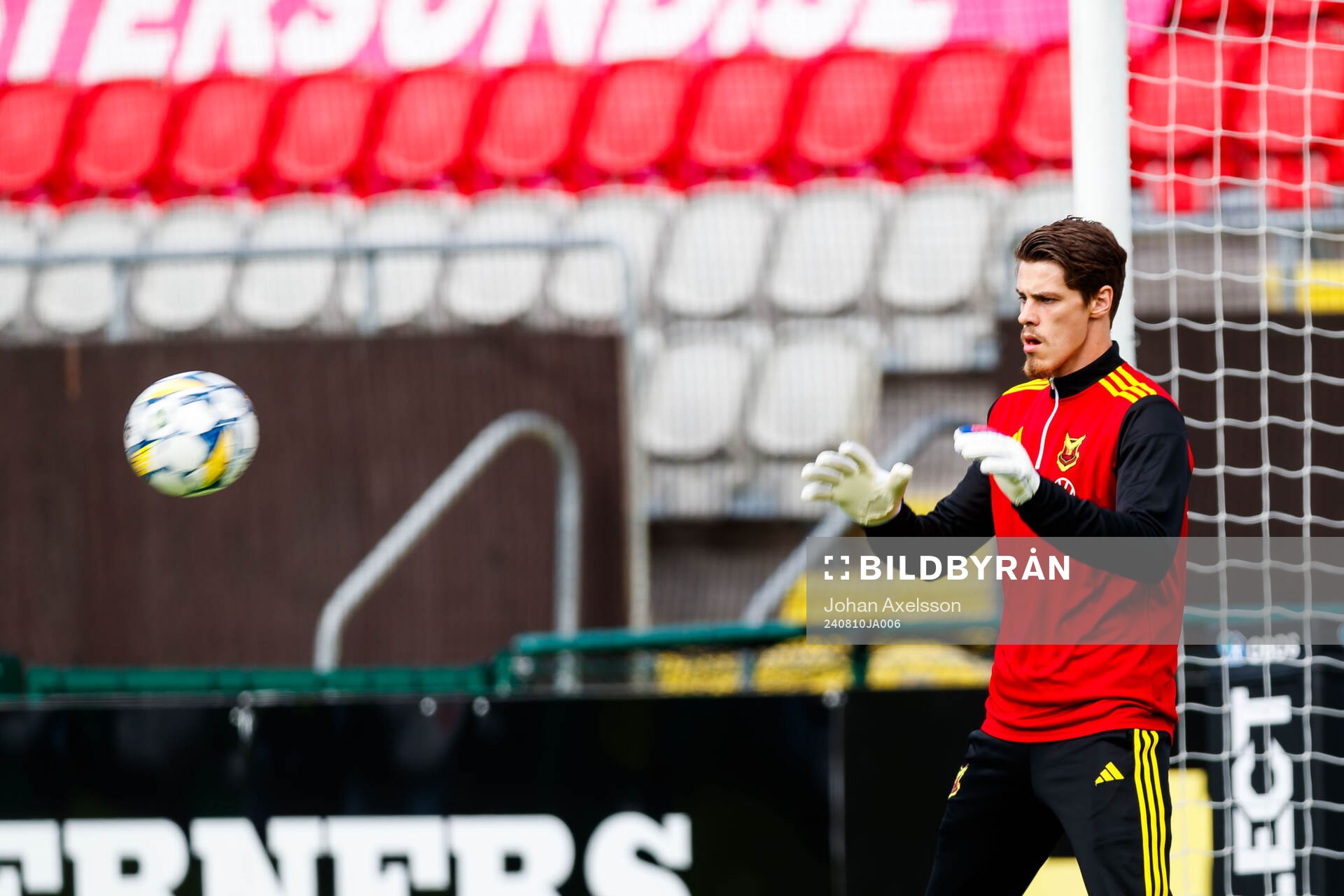 Östersunds målvakt Adam Benediktsson