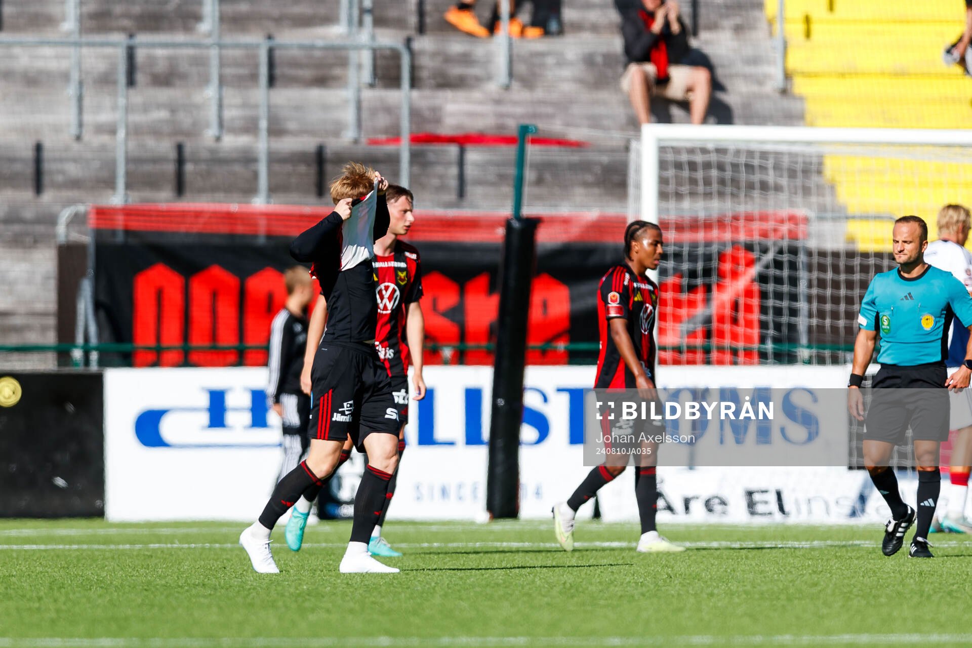 Östersunds Malcolm Stolt deppar
