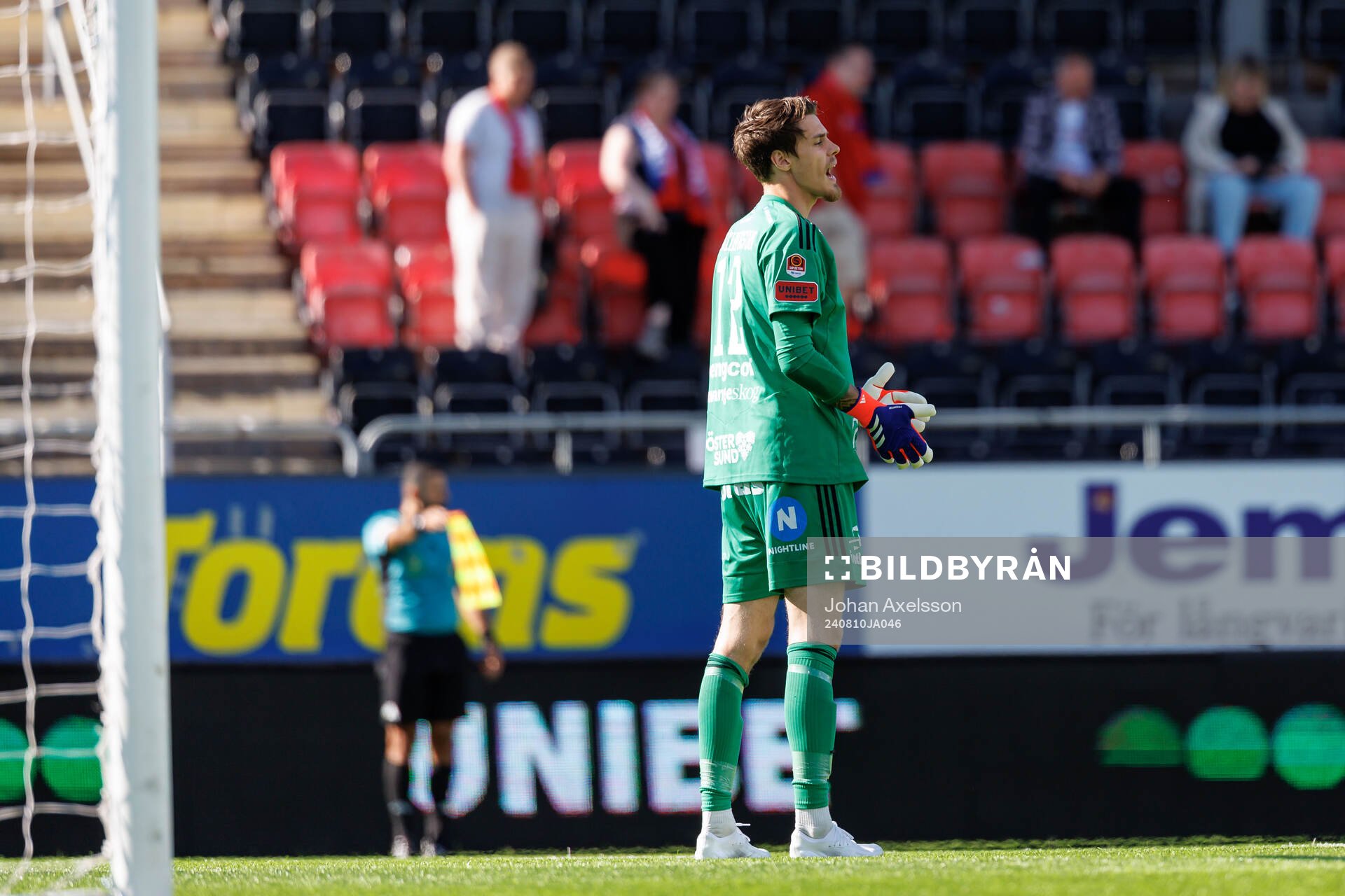 Östersunds målvakt Adam Benediktsson