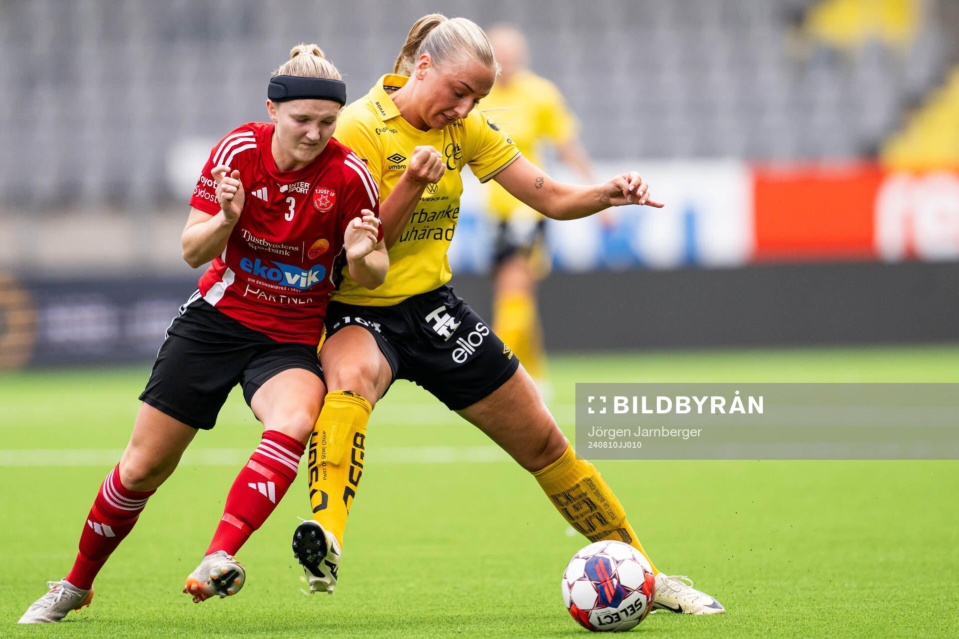 Tjust IFs Tove Carlberg och Elfsborgs Stina jensen