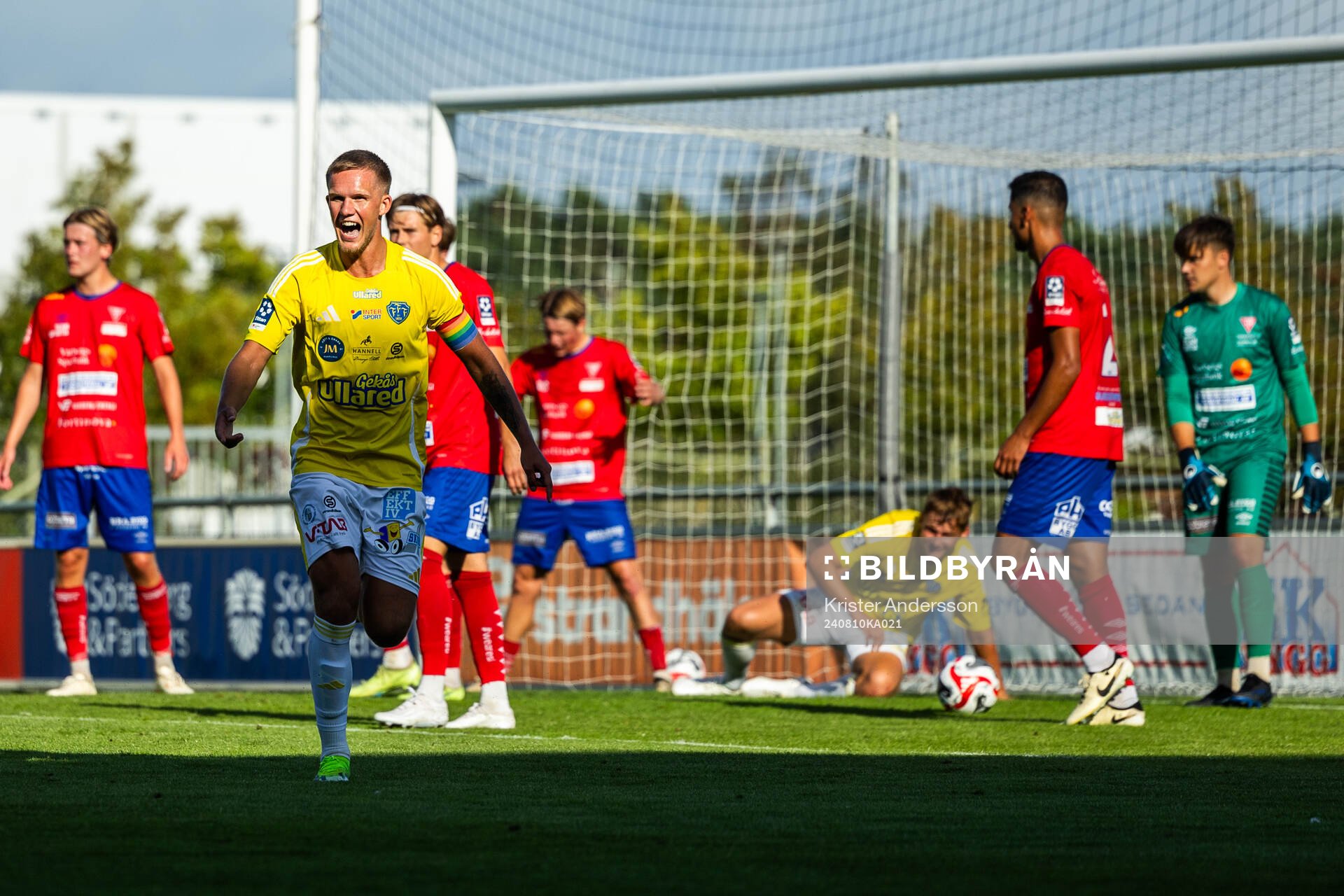 Falkenbergs Tim Stålheden jublar
