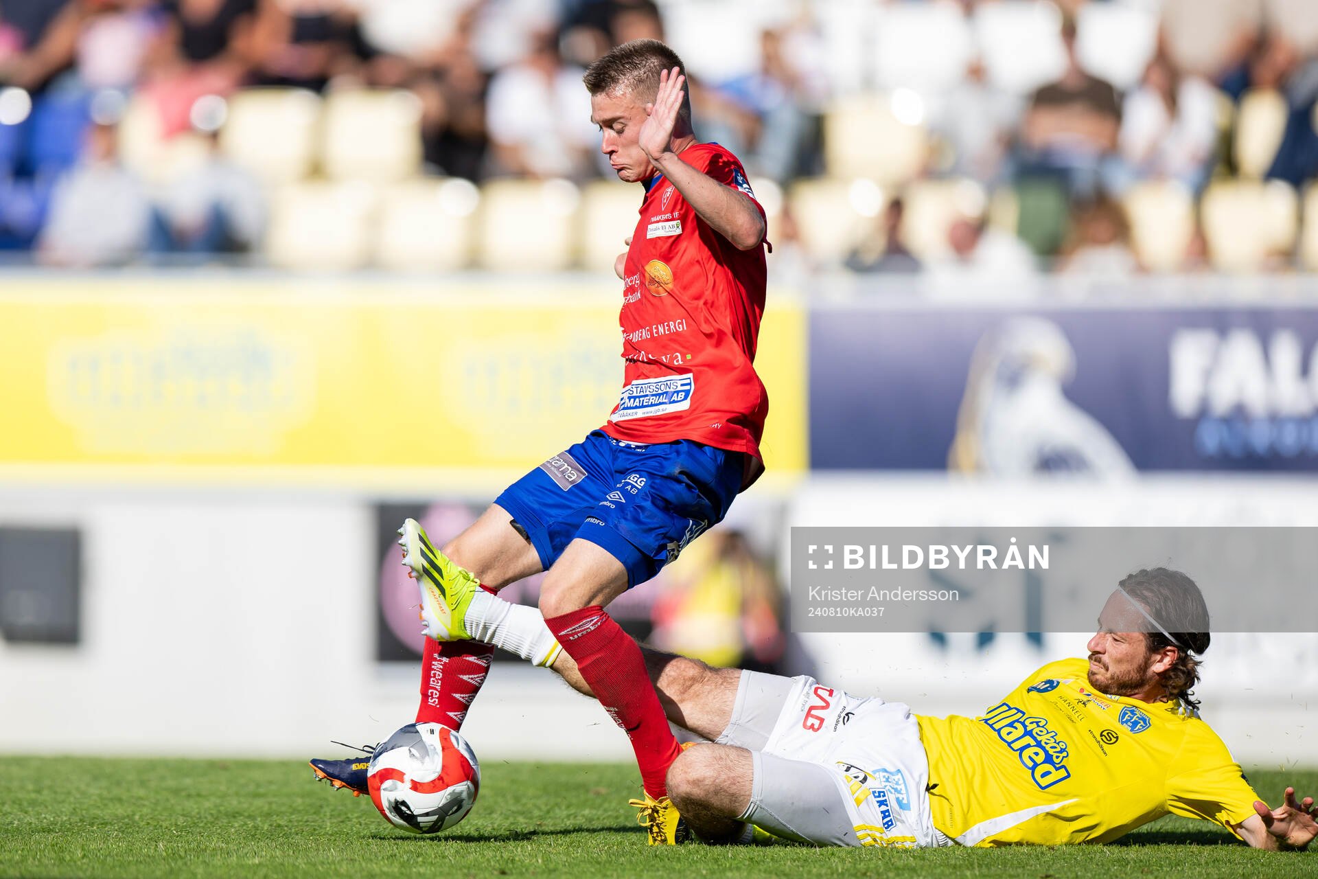Tvååkers Melvin Sjöland och Falkenbergs Rasmus Andersson
