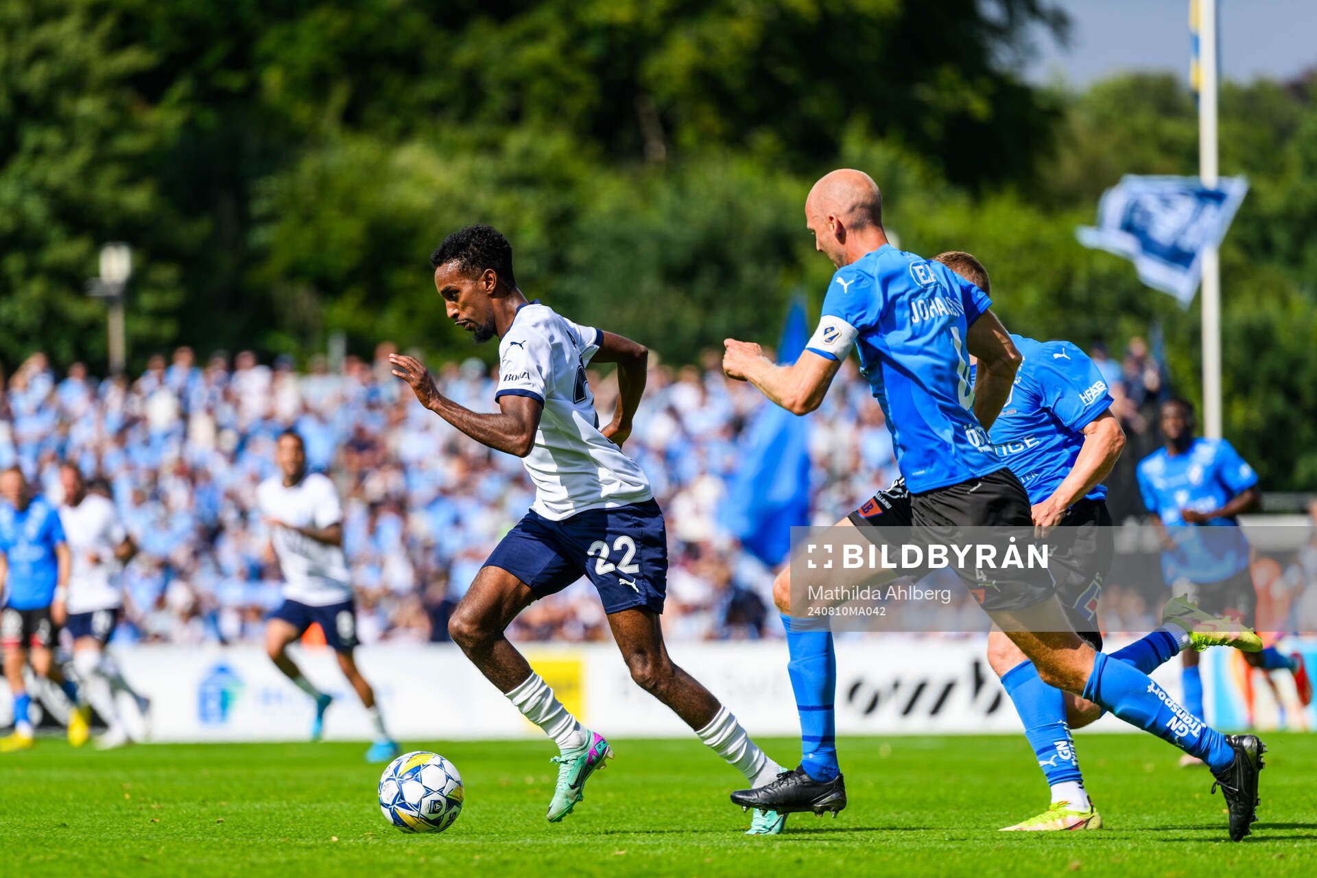 Malmö FFs Taha Ali och Halmstads Andreas Johansson
