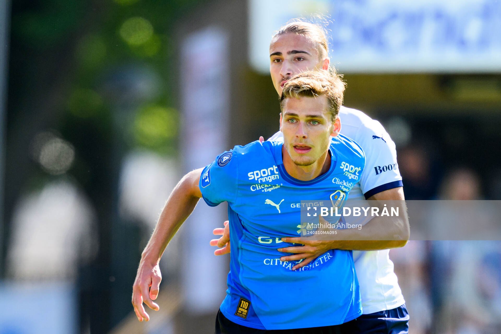 Halmstads Villiam Granath och Malmö FFs Elison Makolli