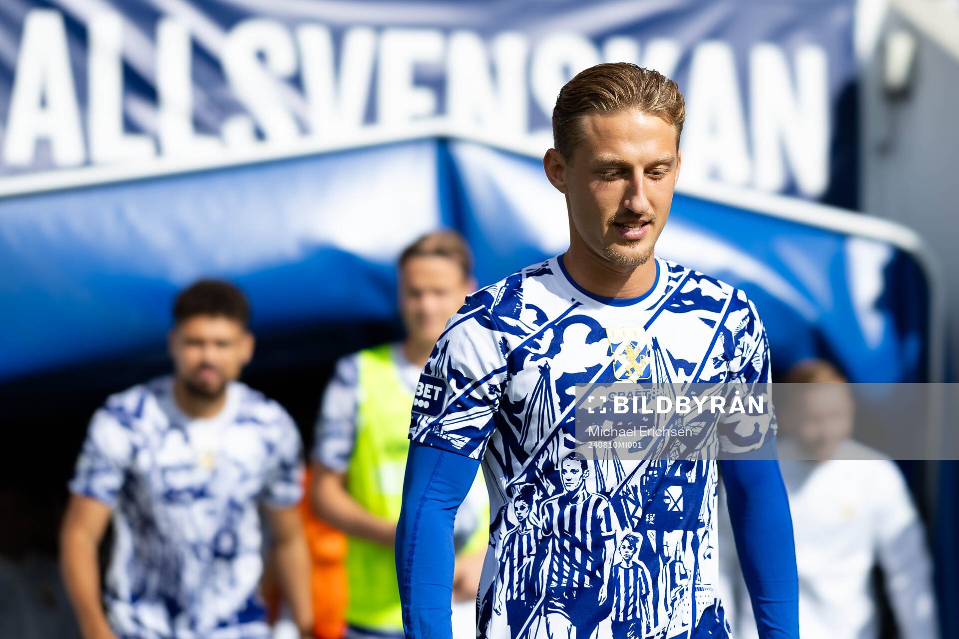 IFK Göteborgs Arbnor Mucolli innan fotbollsmatchen i Allsvenskan mellan IFK Göteborg och Värnamo den 10 augusti 2024 i Göteborg. 