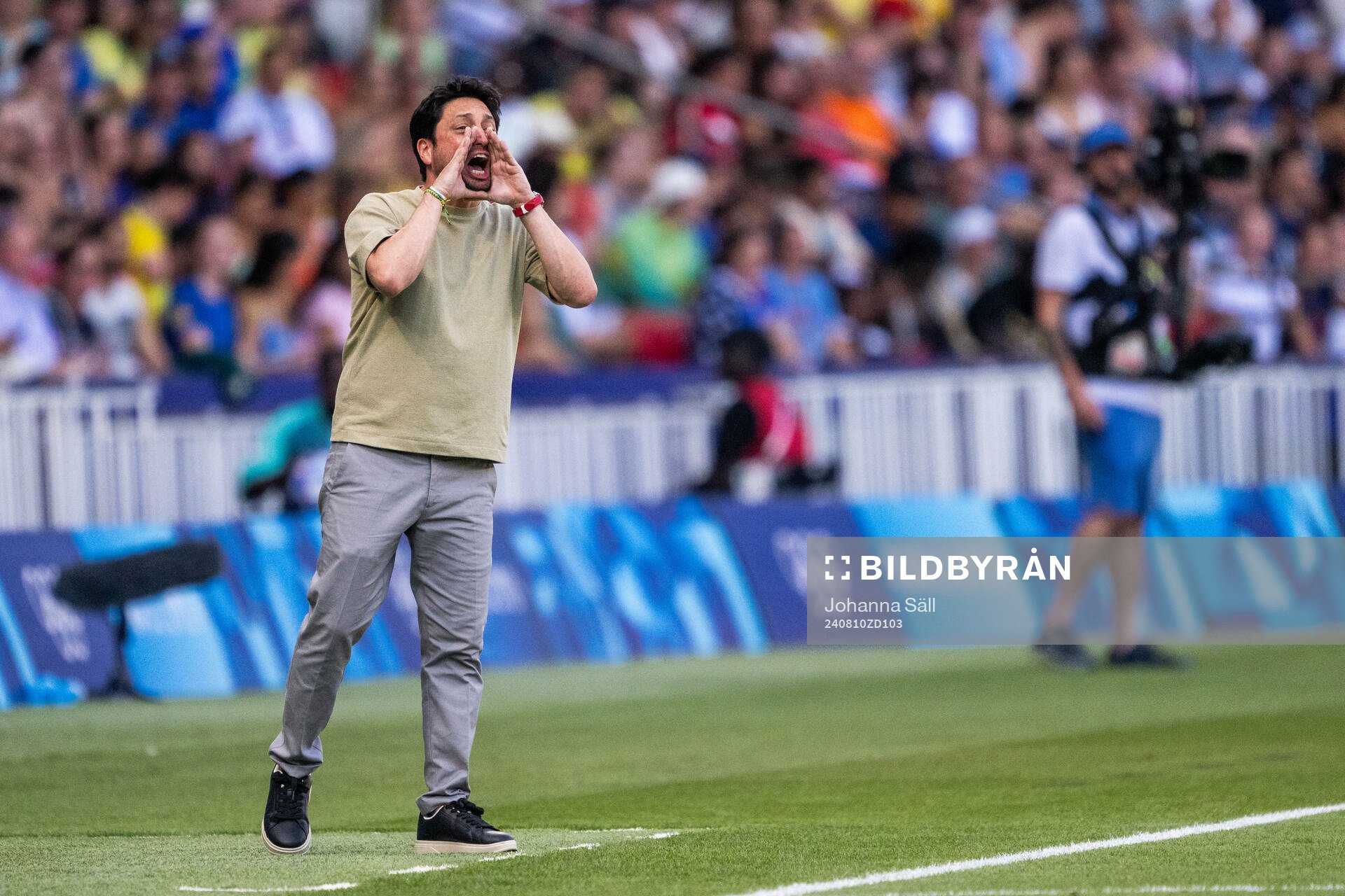 Head coach Arthur Elias of Brazil in the women’s football