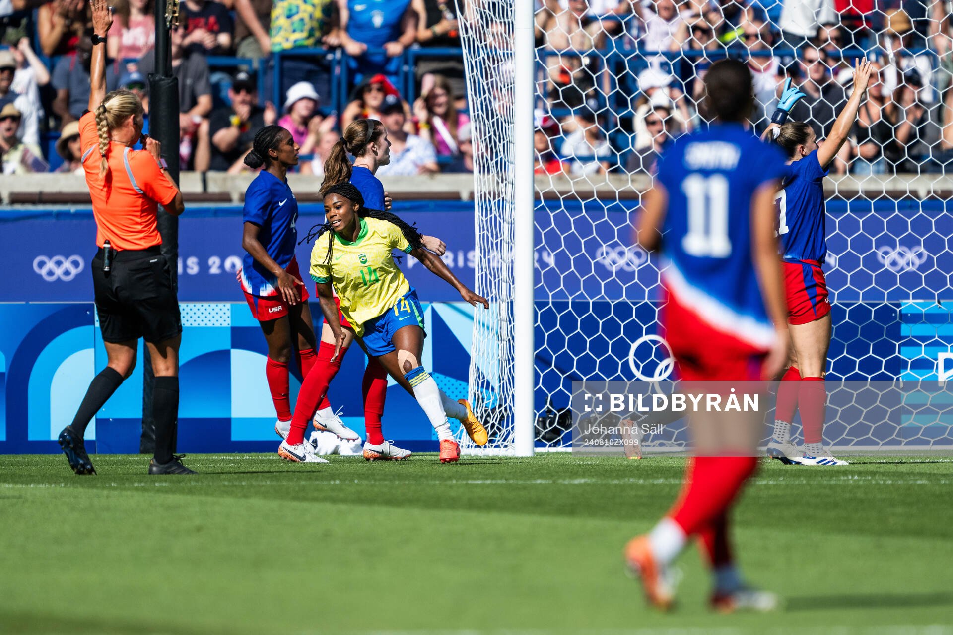 Ludmila of Brazil celebrates