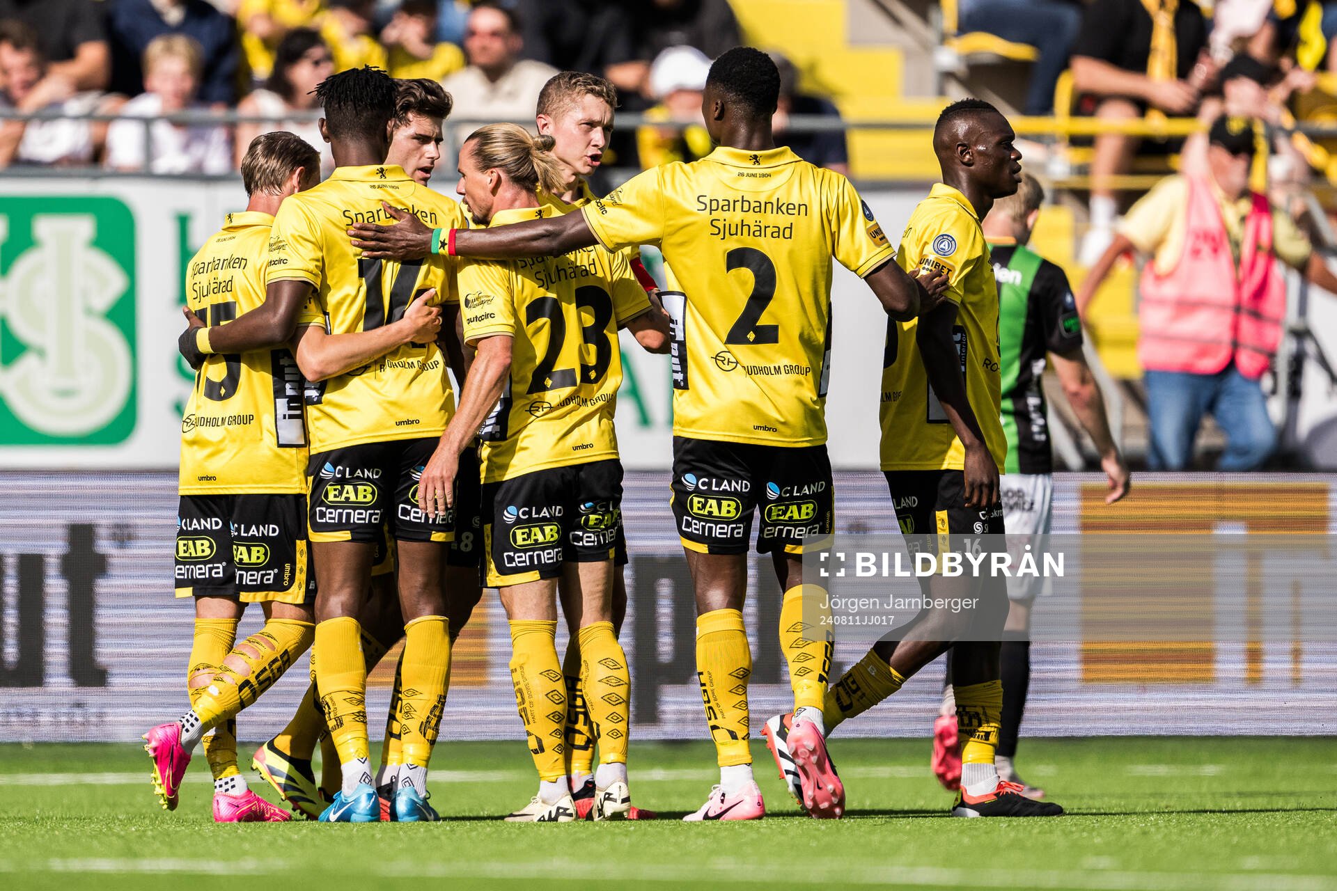 Spelare ur Elfsborg jublar