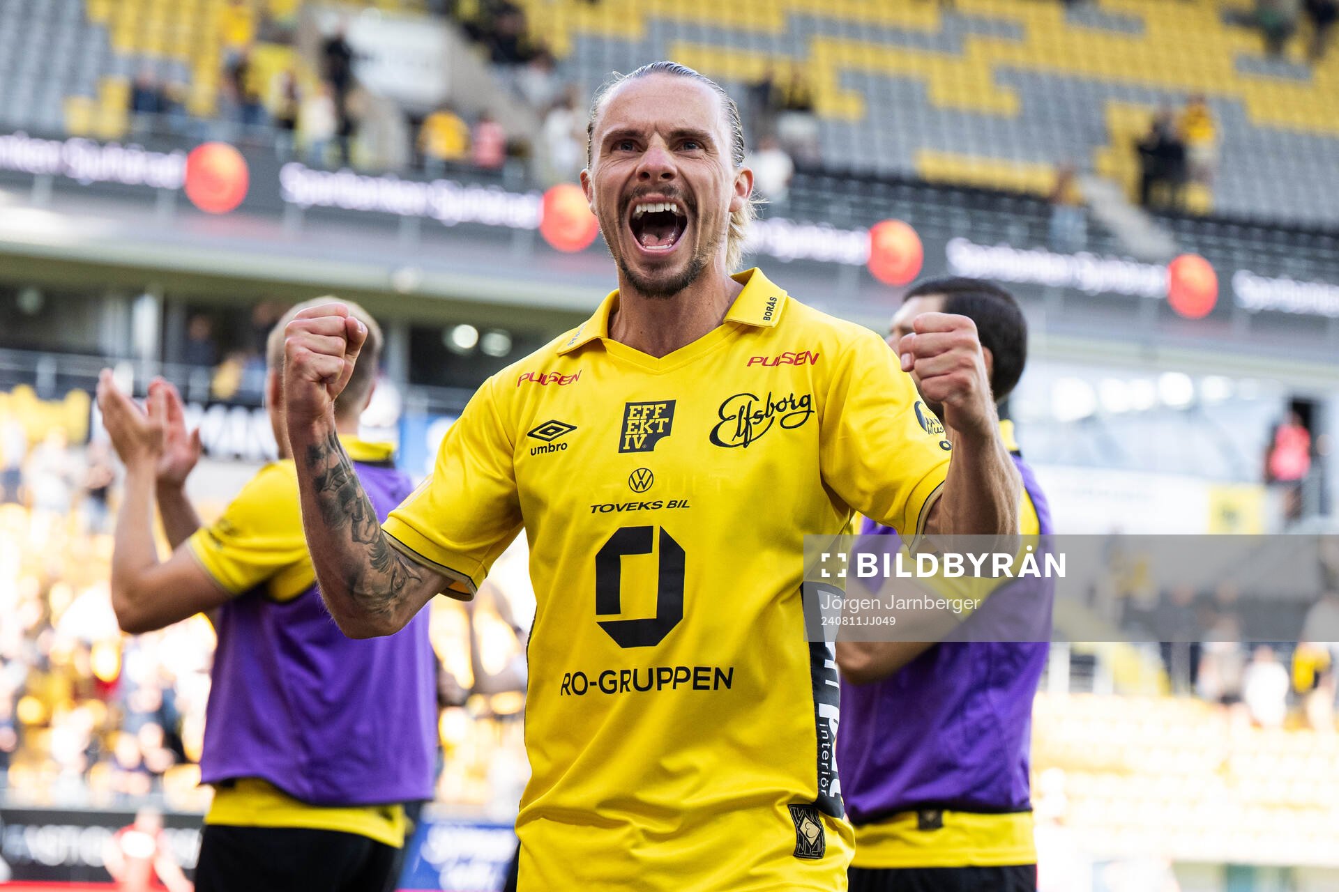 Elfsborgs Niklas Hult jublar efter fotbollsmatchen i Allsvenskan mellan Elfsborg och GAIS den 11 augusti 2024 i Borås. 