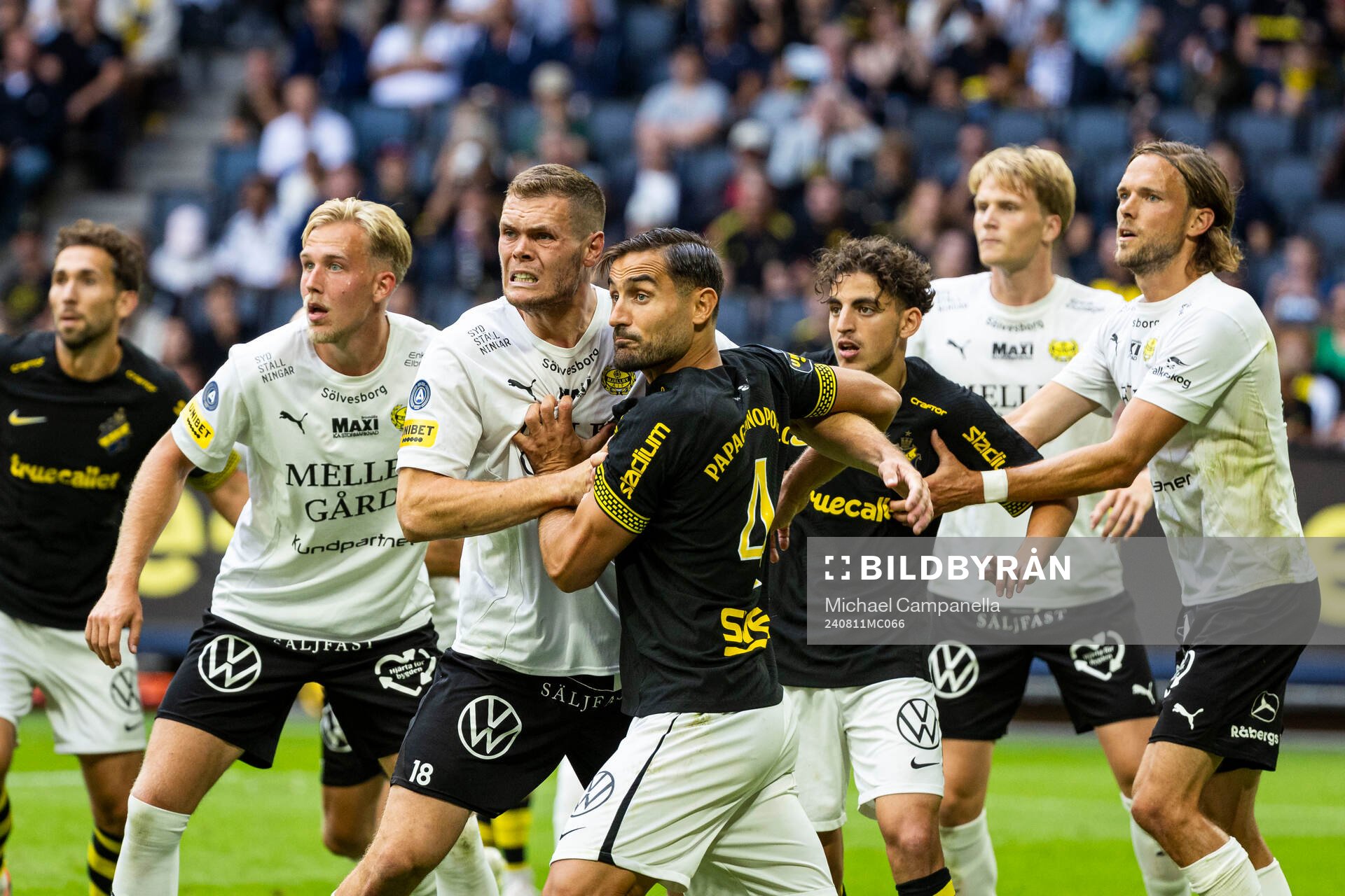 Mjällbys Jacob Bergström och AIKs Sotirios