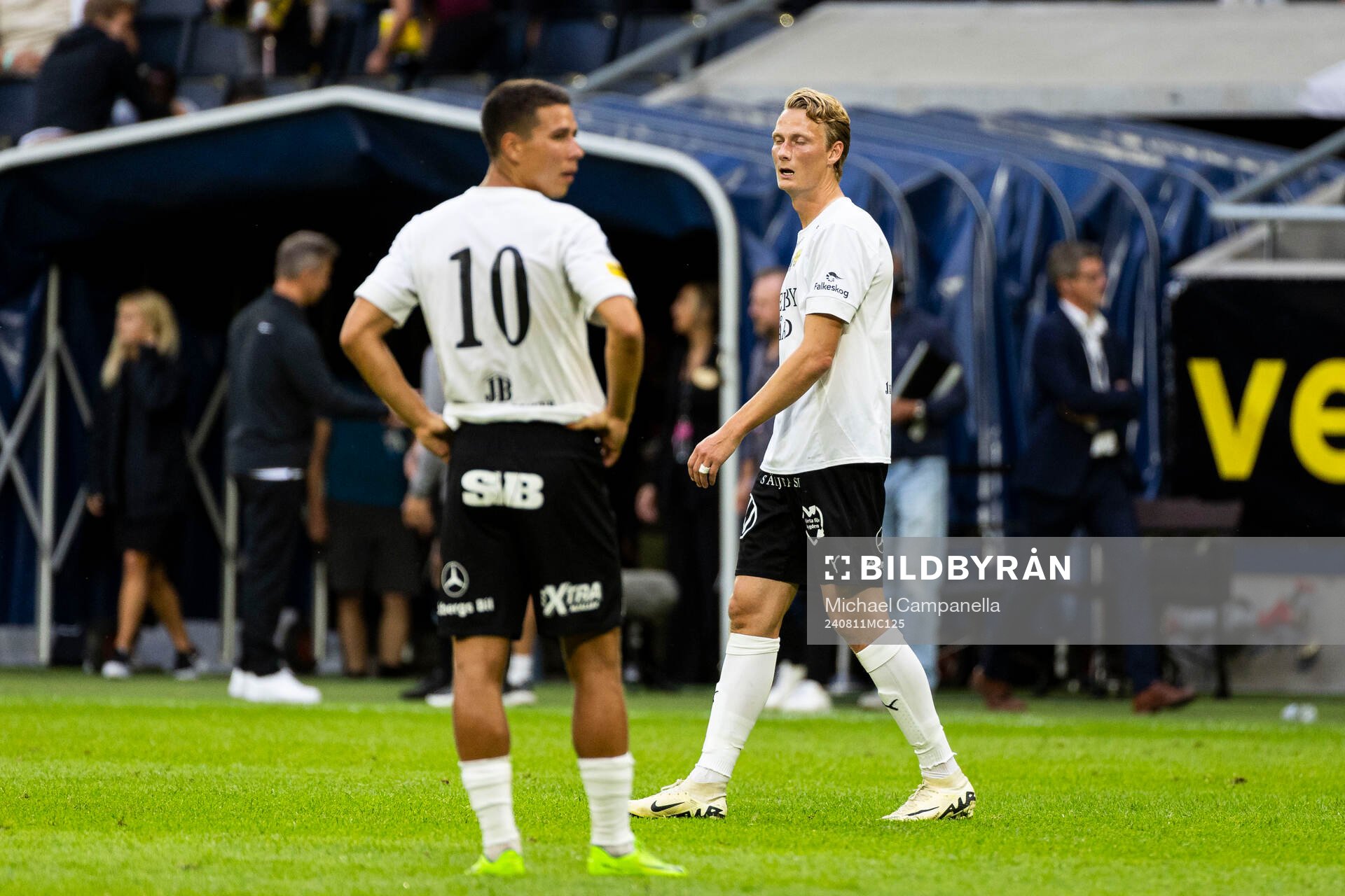 Mjällbys Alexander Johansson deppar