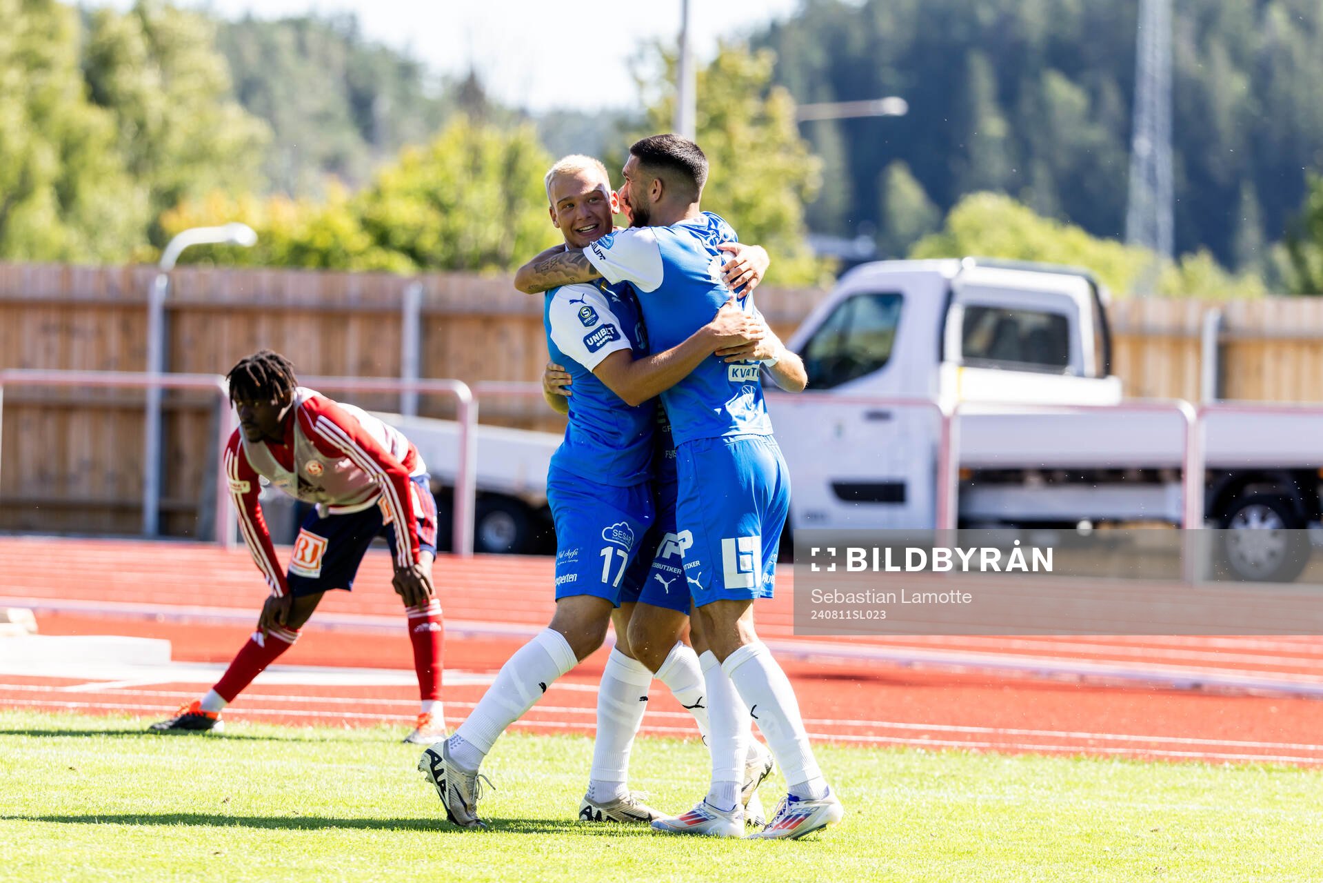 IK Oddevolds Oscar Iglicar Berntsson har gjort 1-0 och