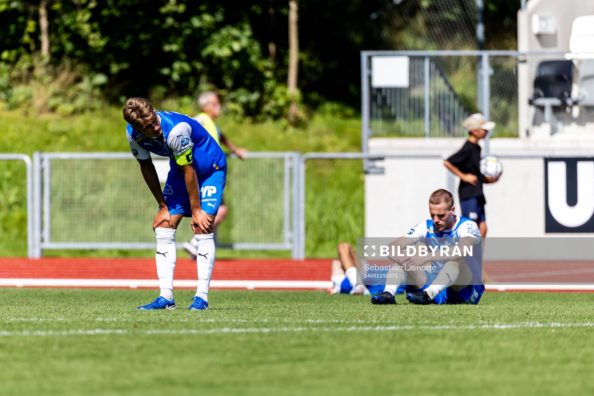 IK Oddevolds Alexander Almqvist och Filip Karlin deppar