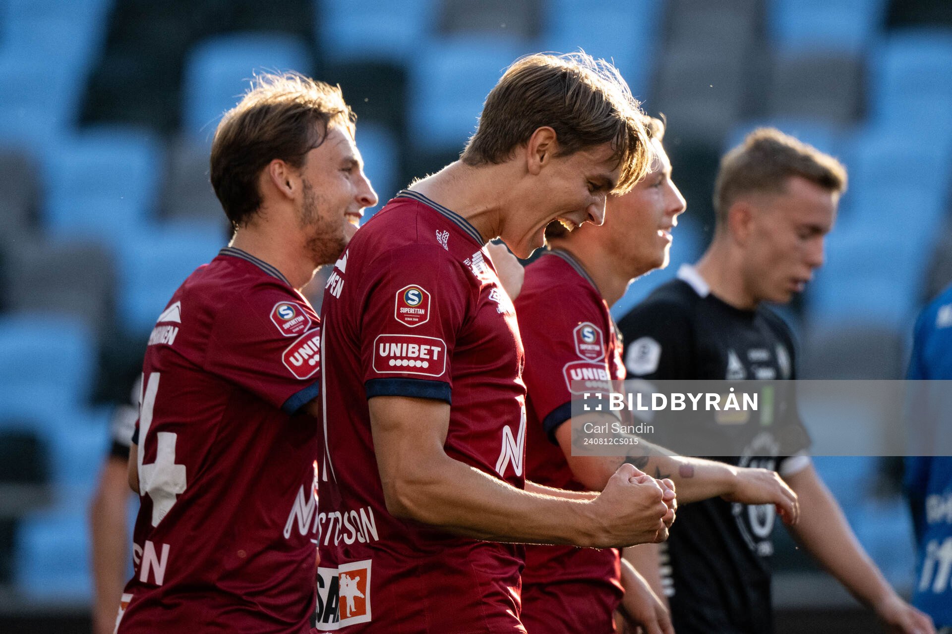 Örgrytes Noah Christoffersson jublar