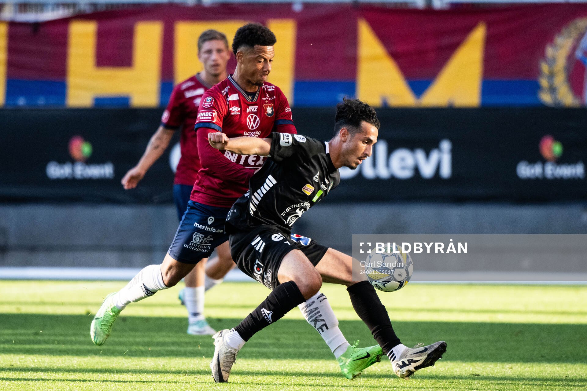 Örgrytes Tobias Sana och Örebros Elias Barsoum