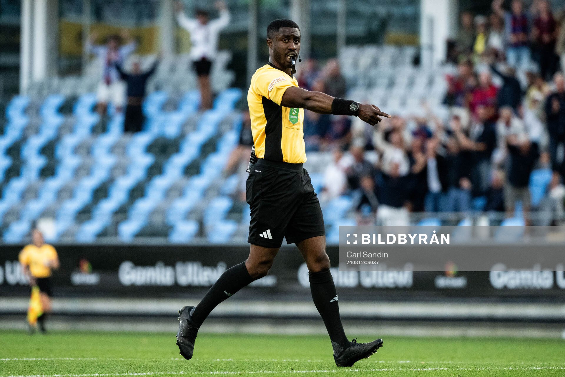 Domare Fredrik Oppong