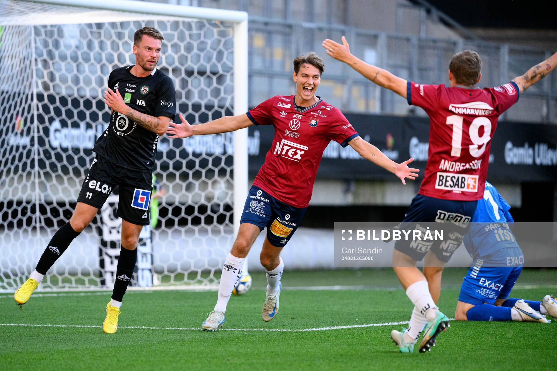 Örgrytes Noah Christoffersson jublar