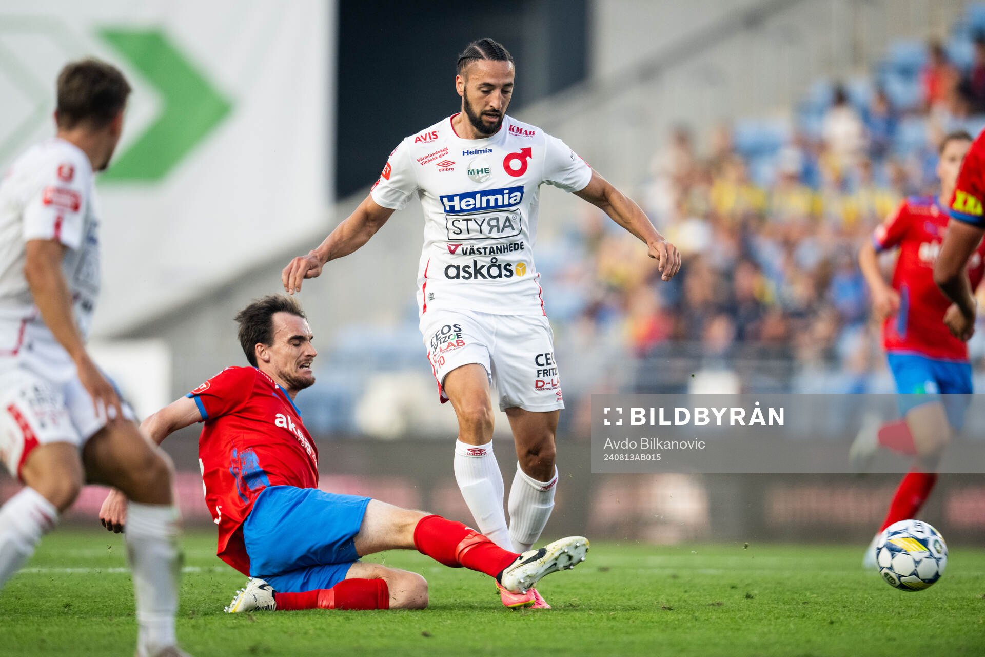 Helsingborgs Adam Hellborg och Degerfors Dijan Vukojevic