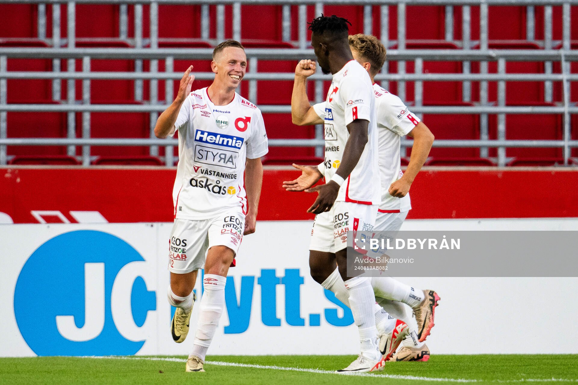 Degerfors Erik Lindell jublar