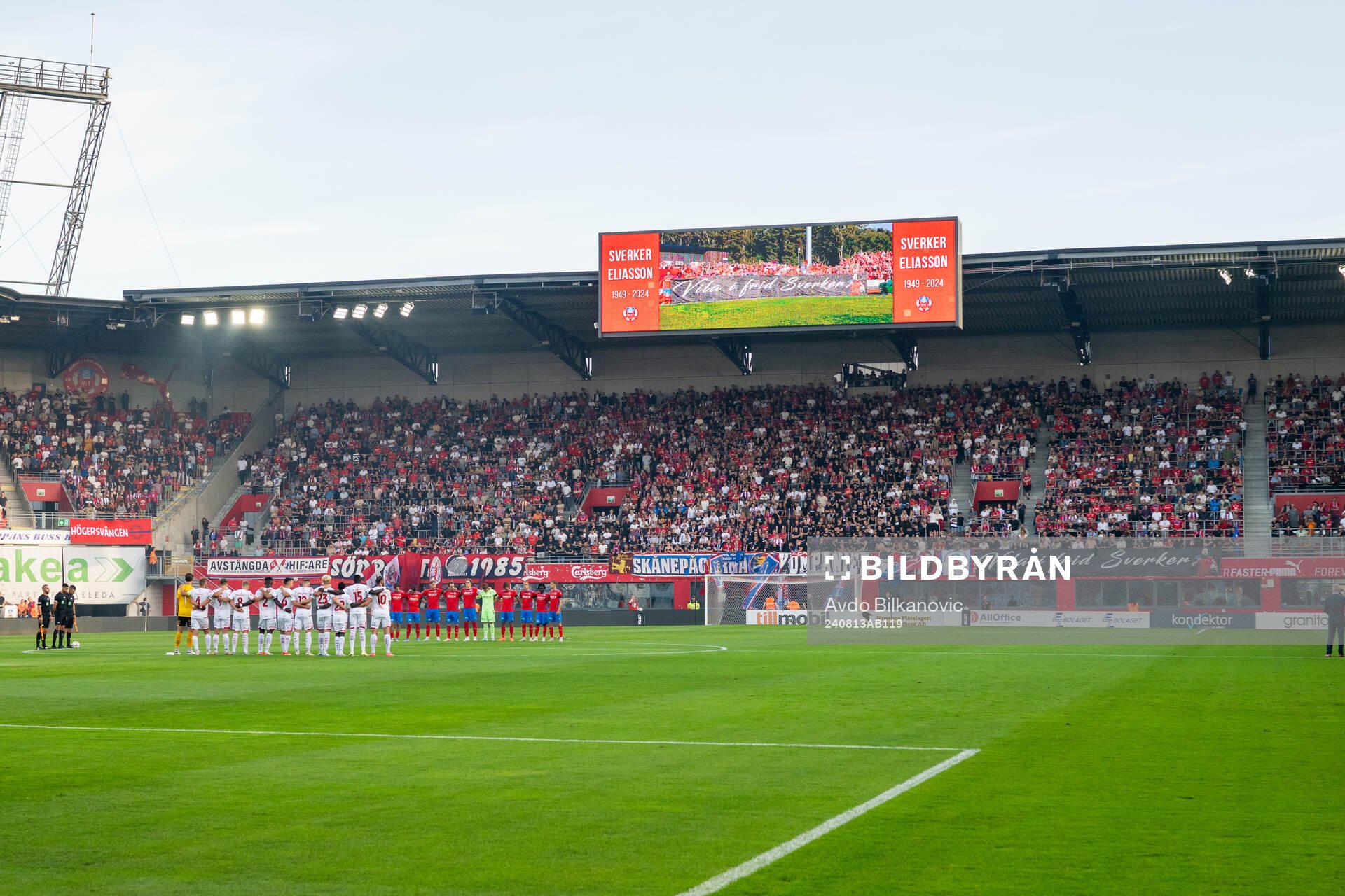 Helsingborgs supportrar hyllar minnet av tidigare