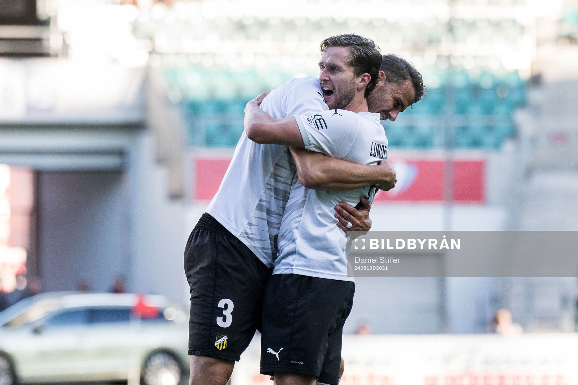 Adam Lundqvist celebrates with Johan Hammar of Häcken after scoring 0-1 during the UEFA Conference League between Paide Linnameeskond and Häcken on August 13, 2024 in Tallinn.