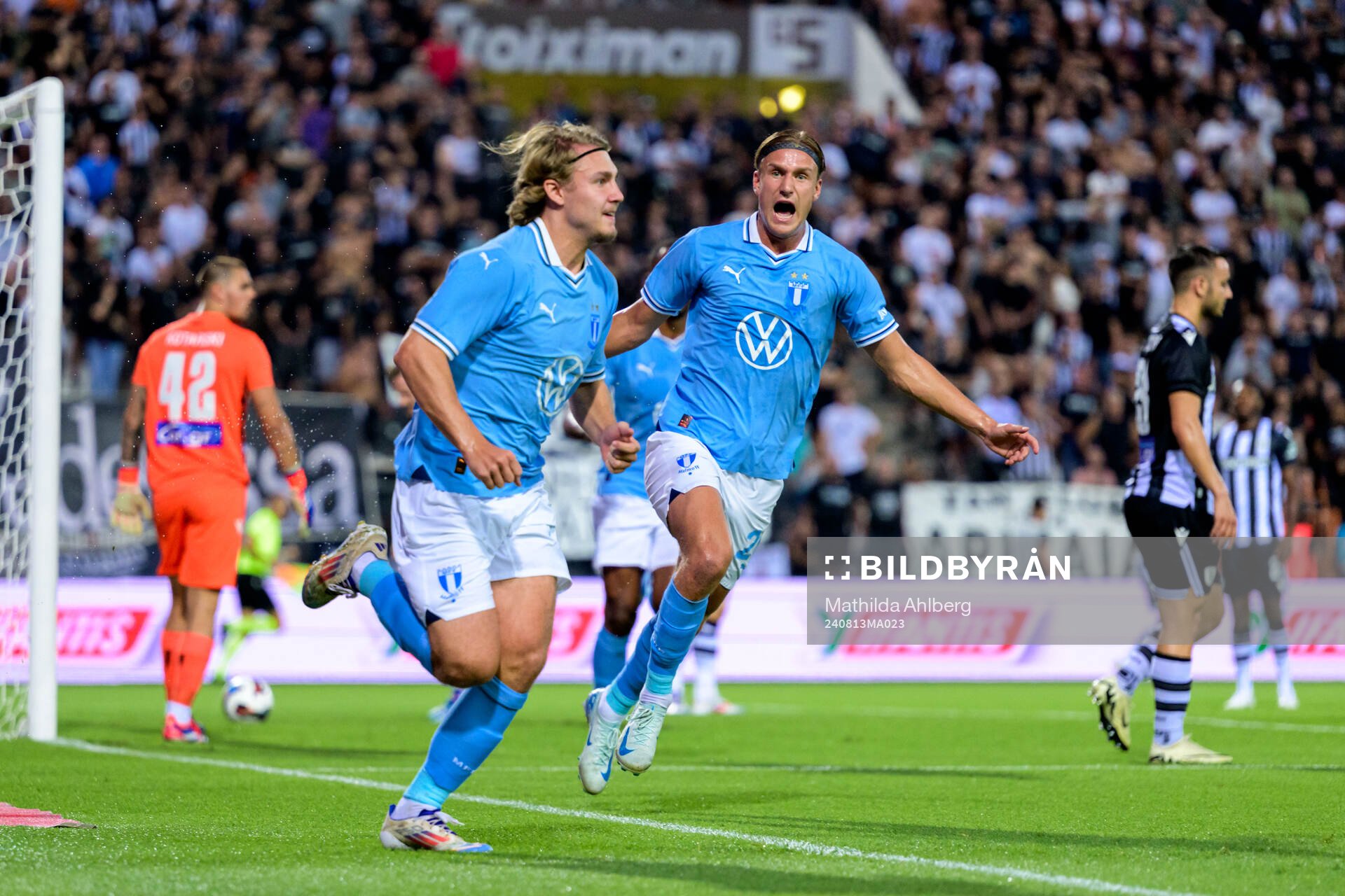 Sebastian Nanasi and Erik Botheim of Malmö FF celebrates