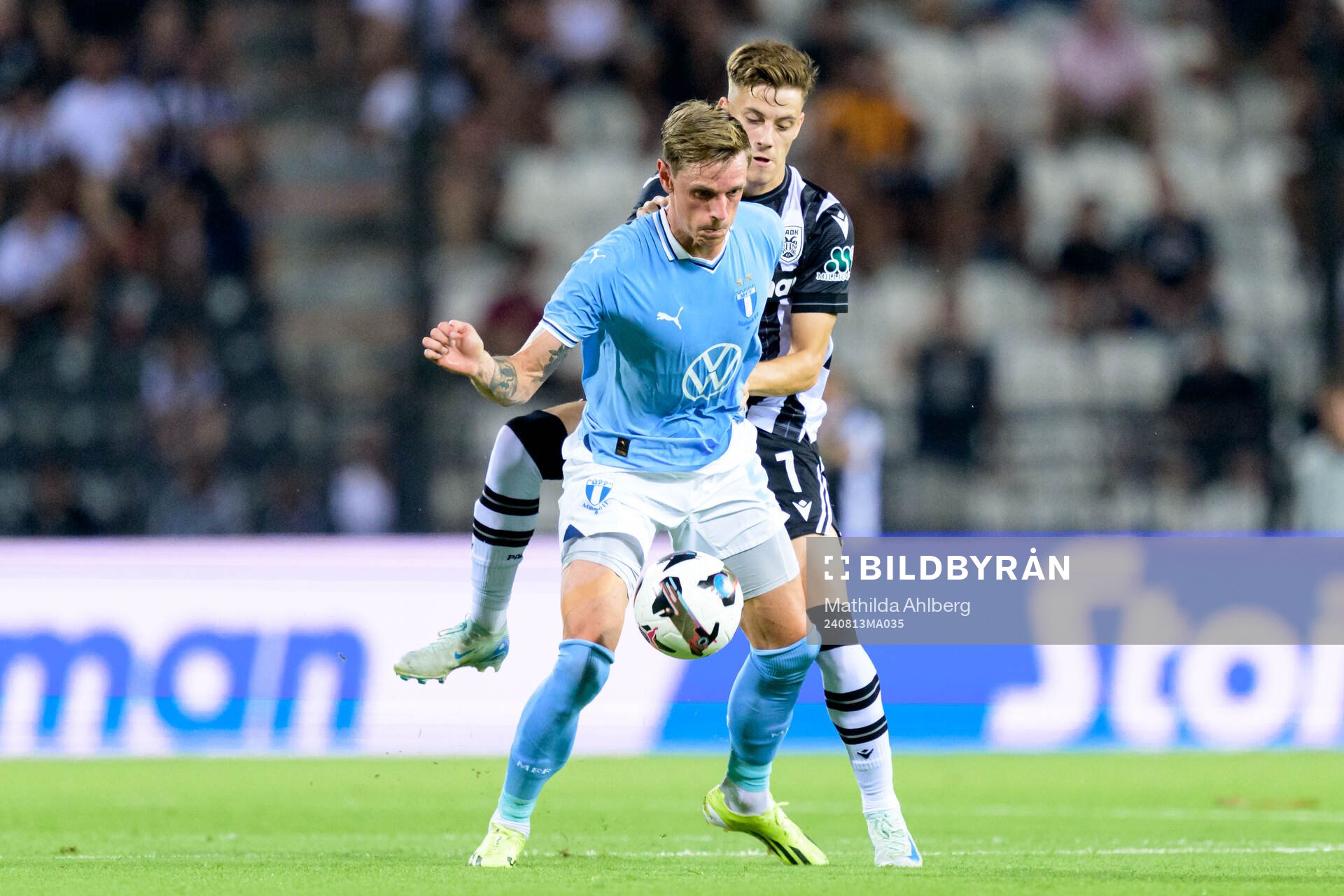 Søren Rieks of Malmö FF and Ioannis Konstantelias of PAOK