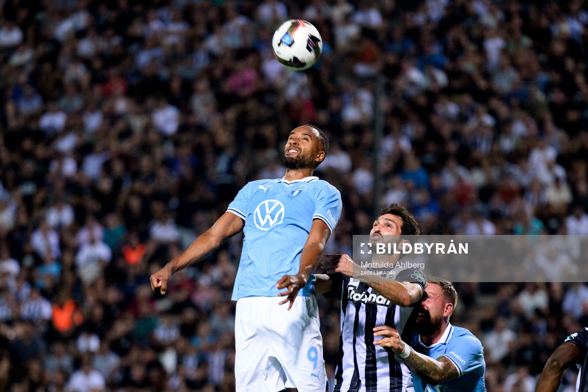 Isaac Kiese Thelin of Malmö FF and Mady Camara of PAOK