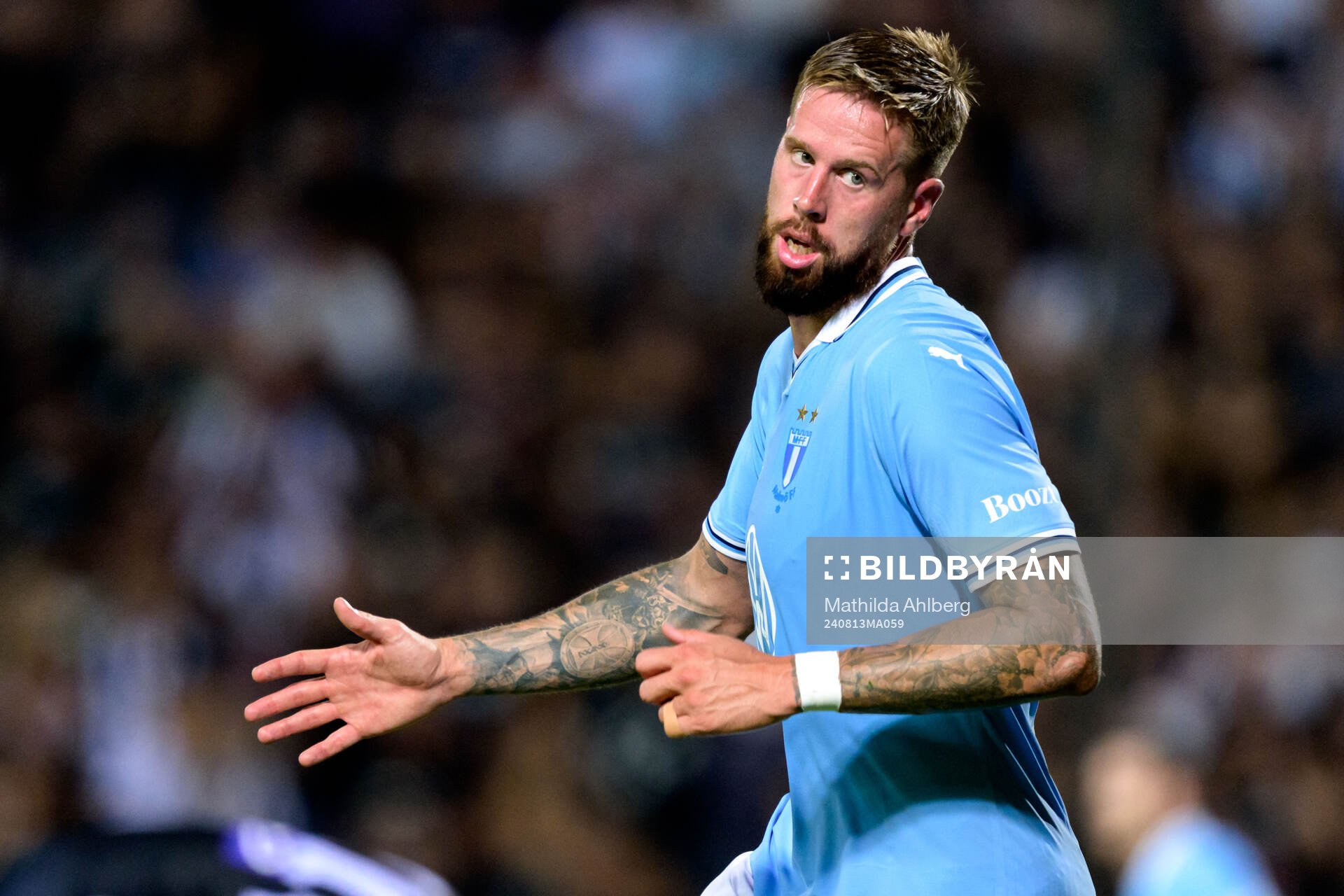 Pontus Jansson of Malmö FF looks dejected