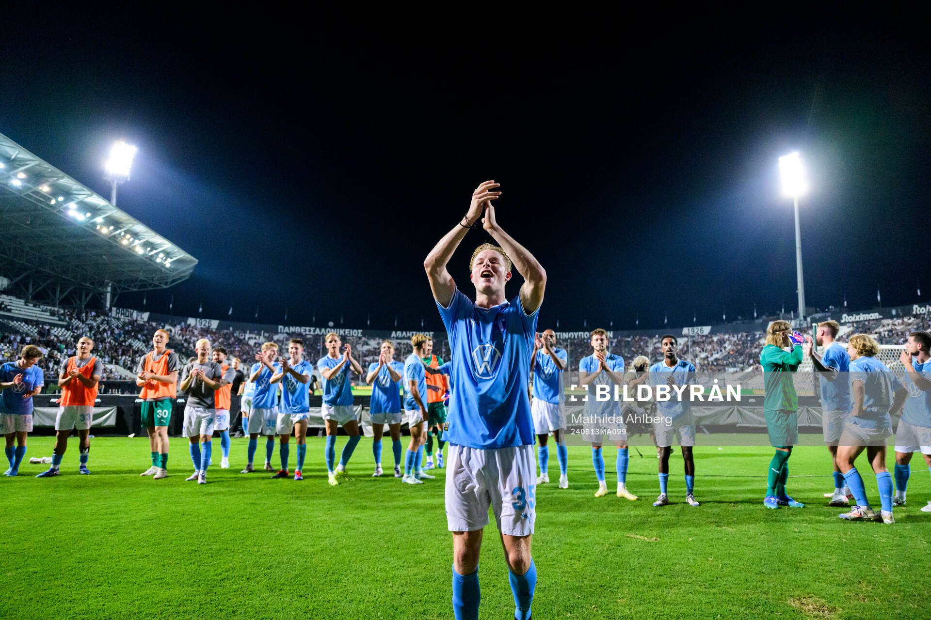 Nils Zätterström of Malmö FF celebrates after the UEFA Champions League football match between PAOK and Malmö FF on August 13, 2024 in Thessaloniki.