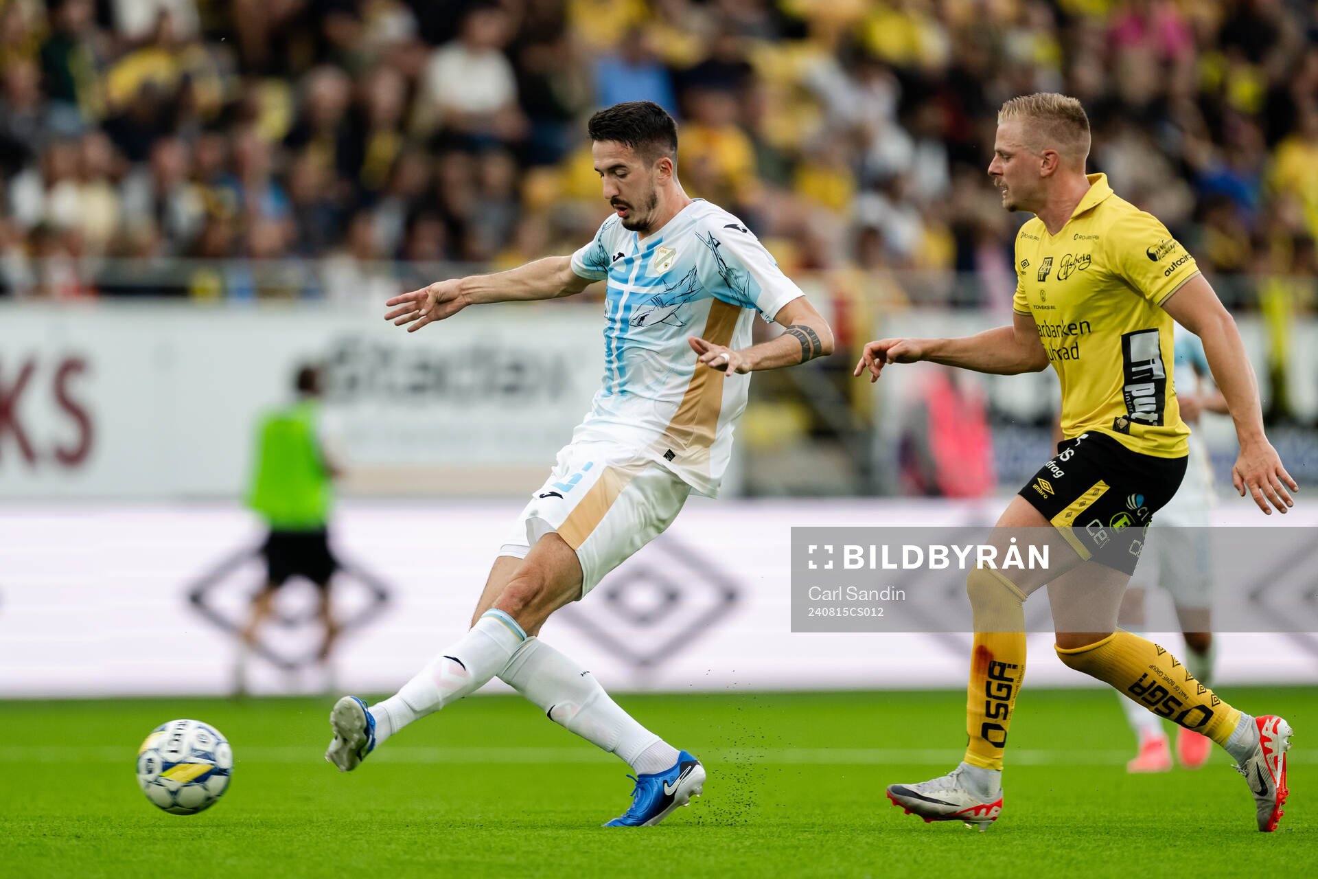 Stjepan Radeljic of Rijeka and Per Frick of Elfsborg