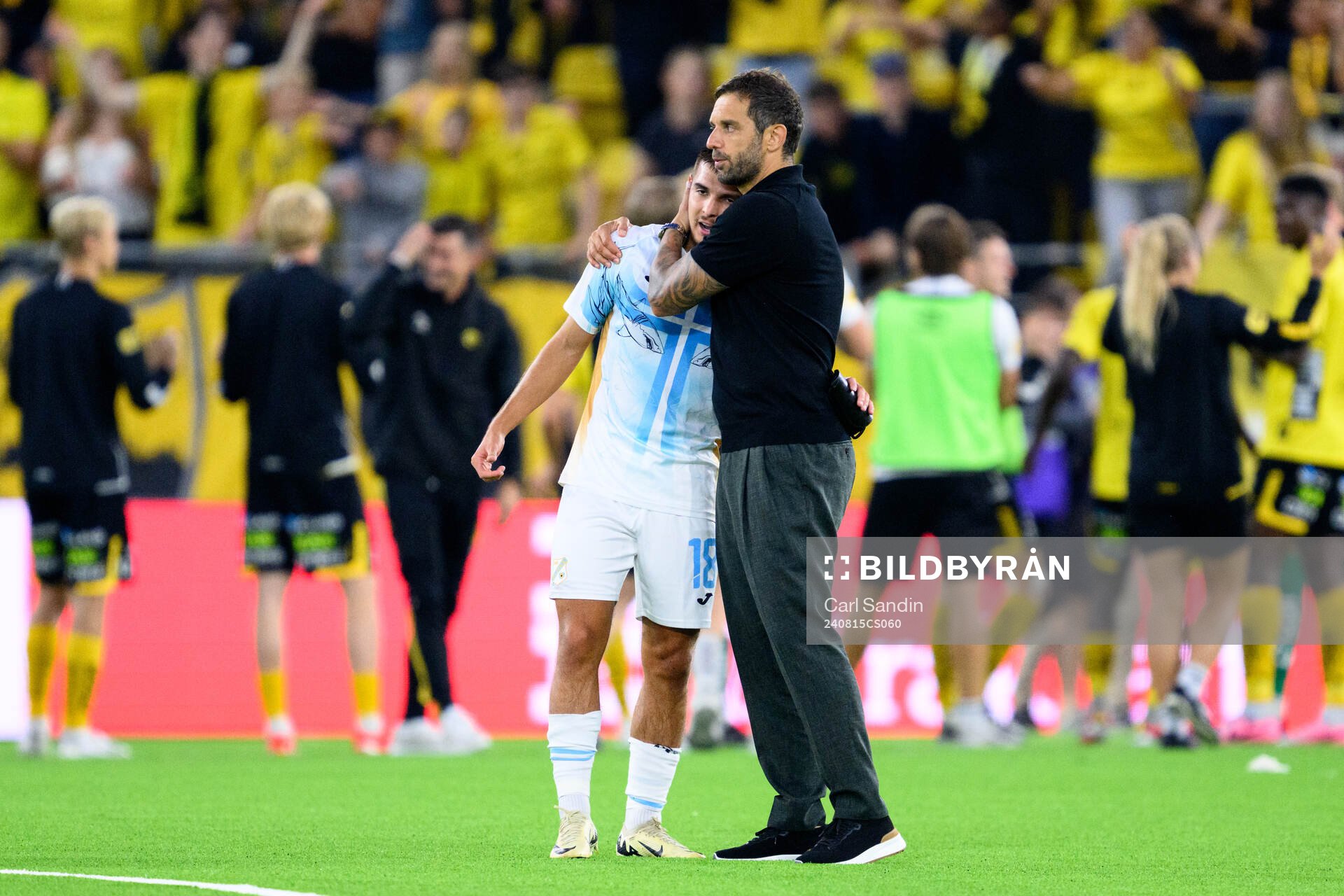 Lindon Selahi and coach Radomir Dalović of Rijeka