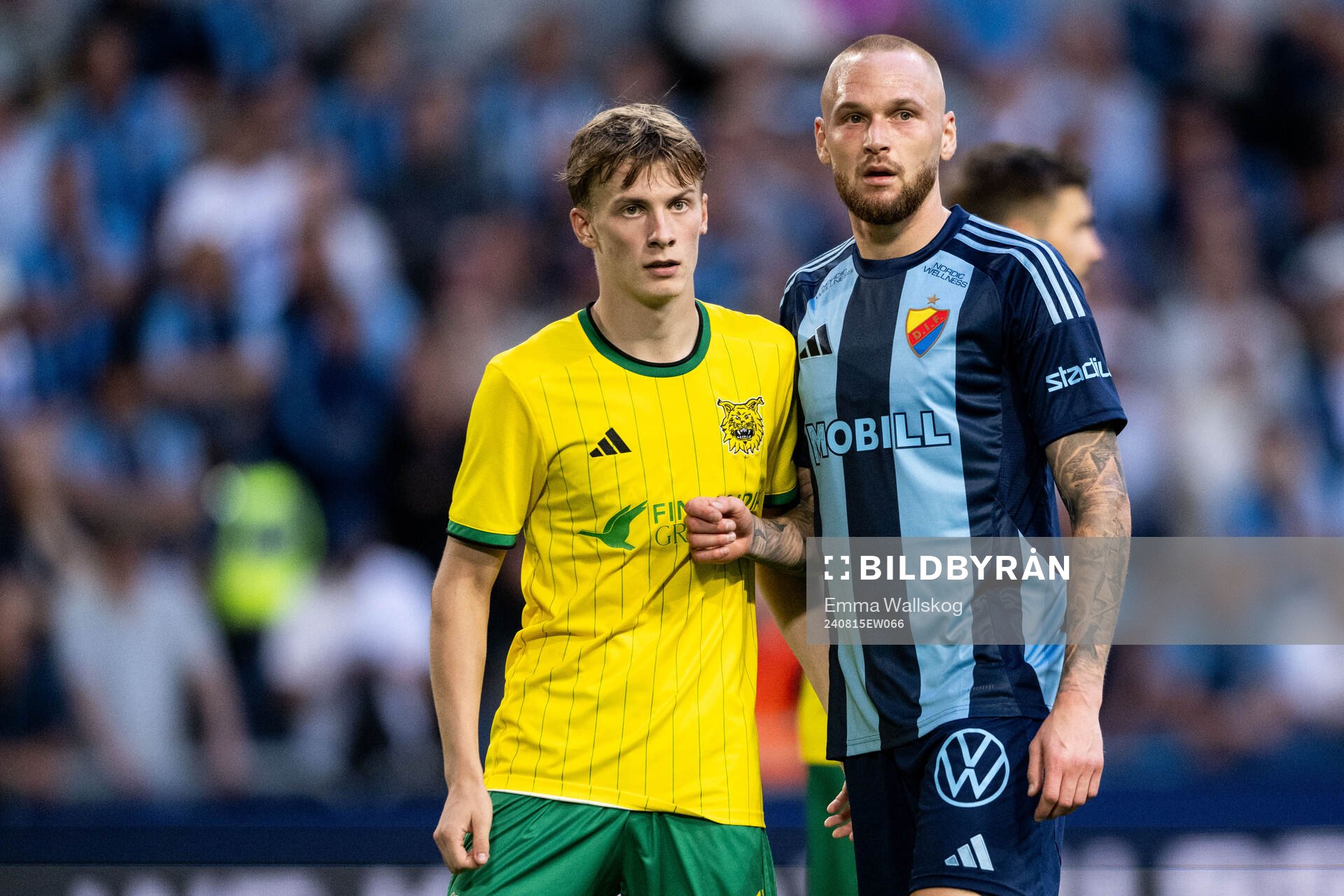 Marius Söderbäck of Ilves and Adam Ståhl of Djurgården