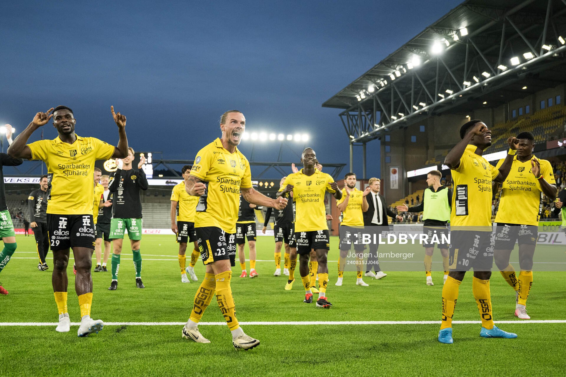 Niklas Hult of Elfsborg celebrates