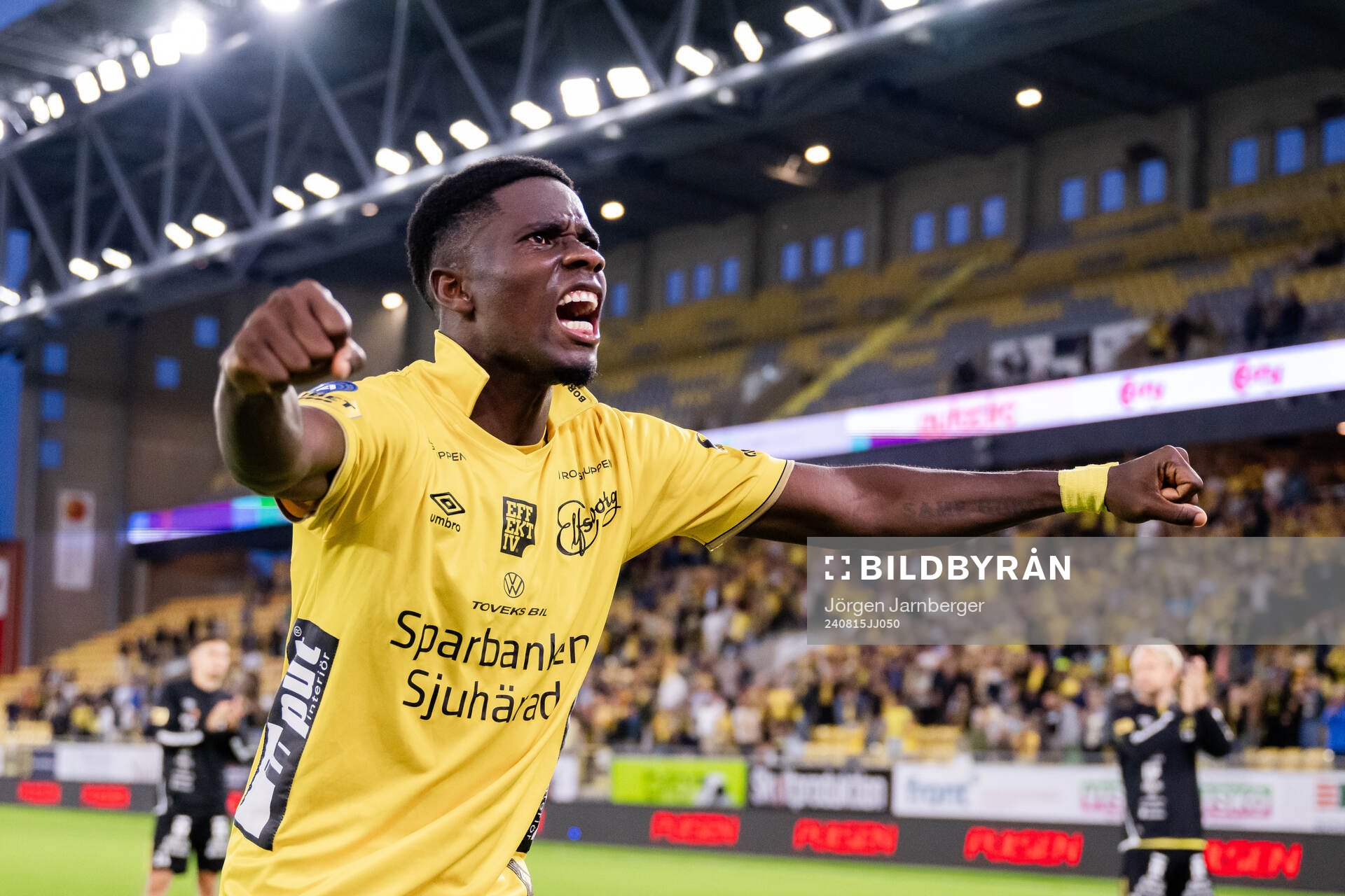 Michael Baidoo of Elfsborg celebrates
