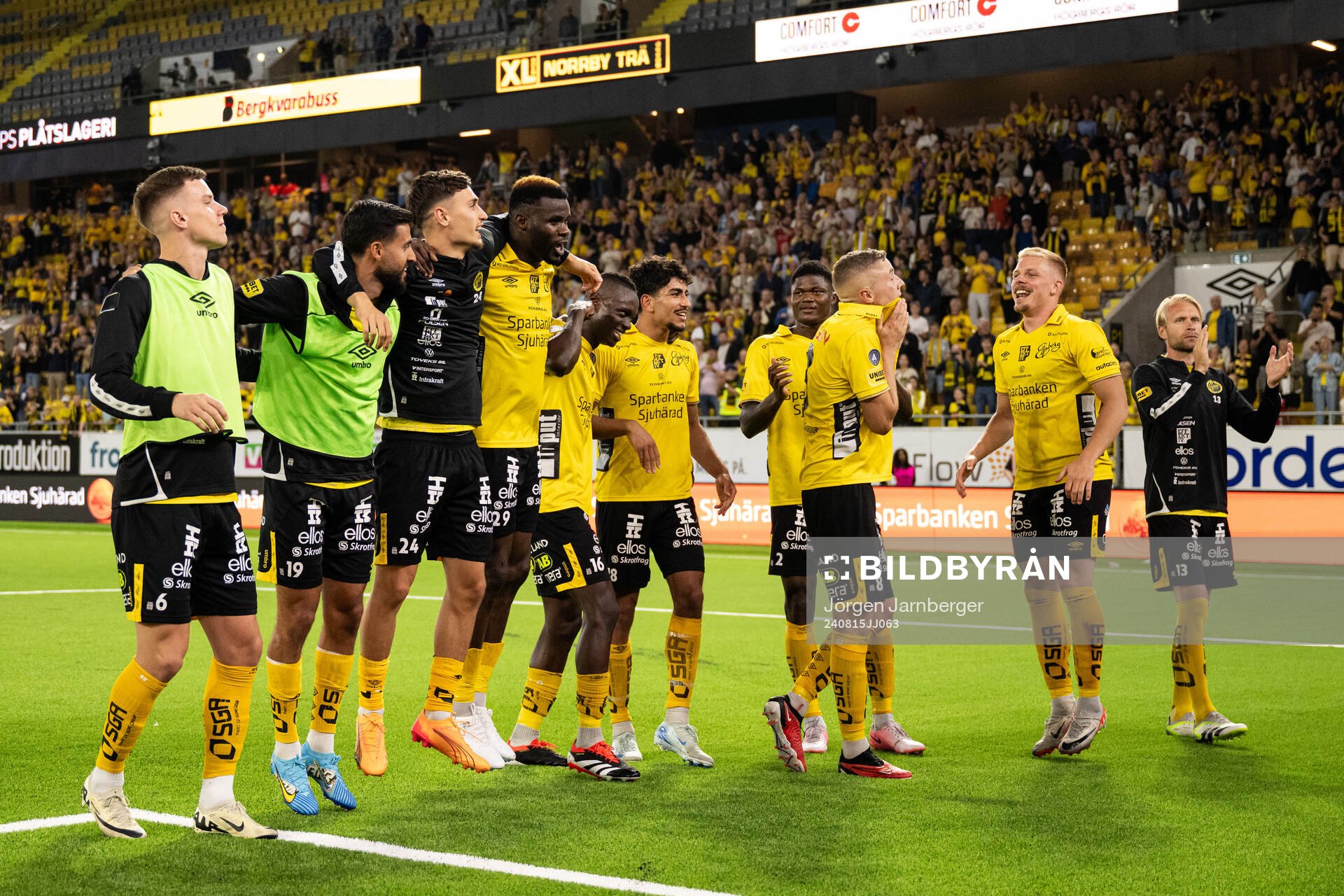 Players of Elfsborg celebrates
