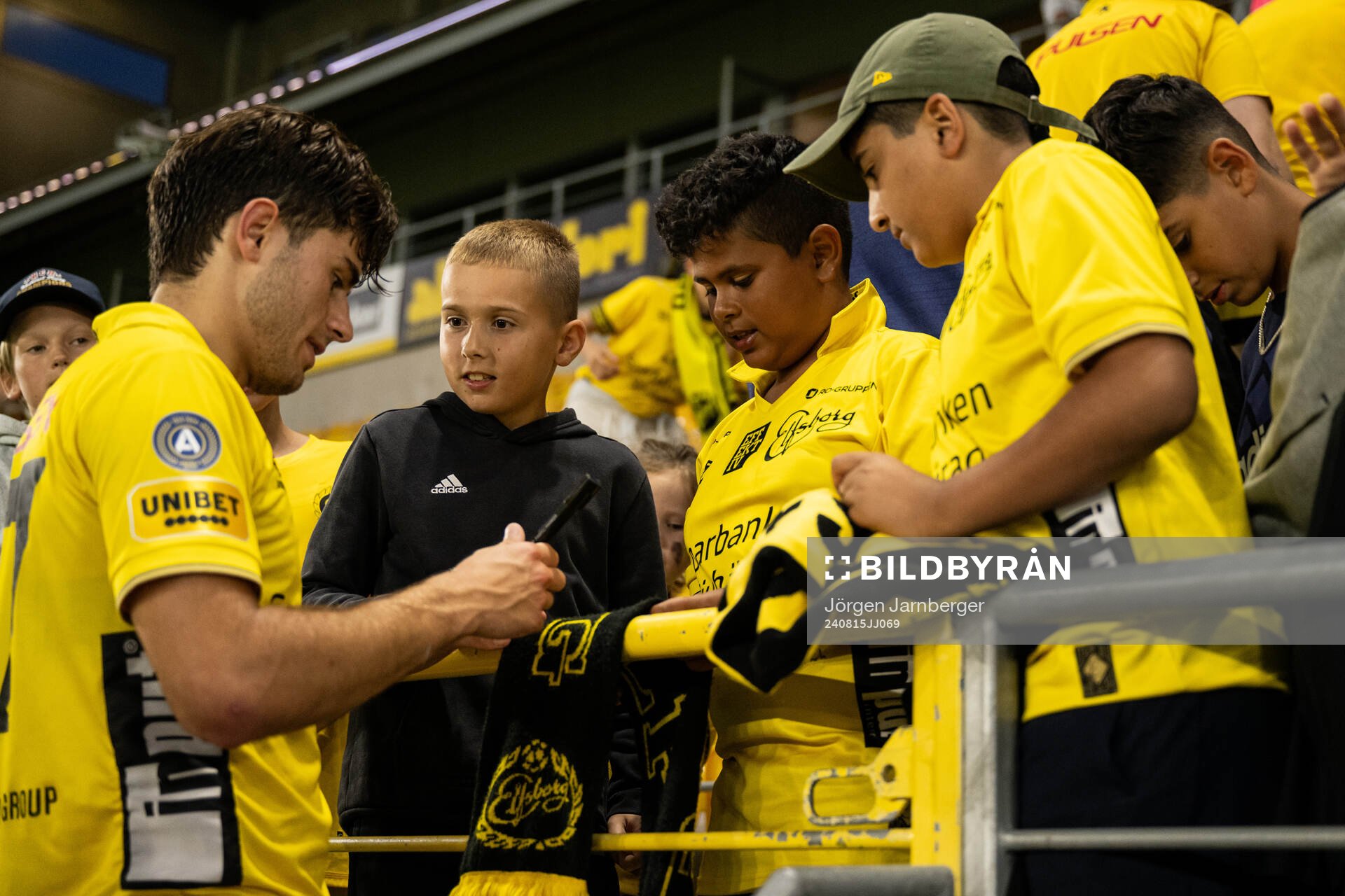 Besfort Zeneli of Elfsborg celebrates