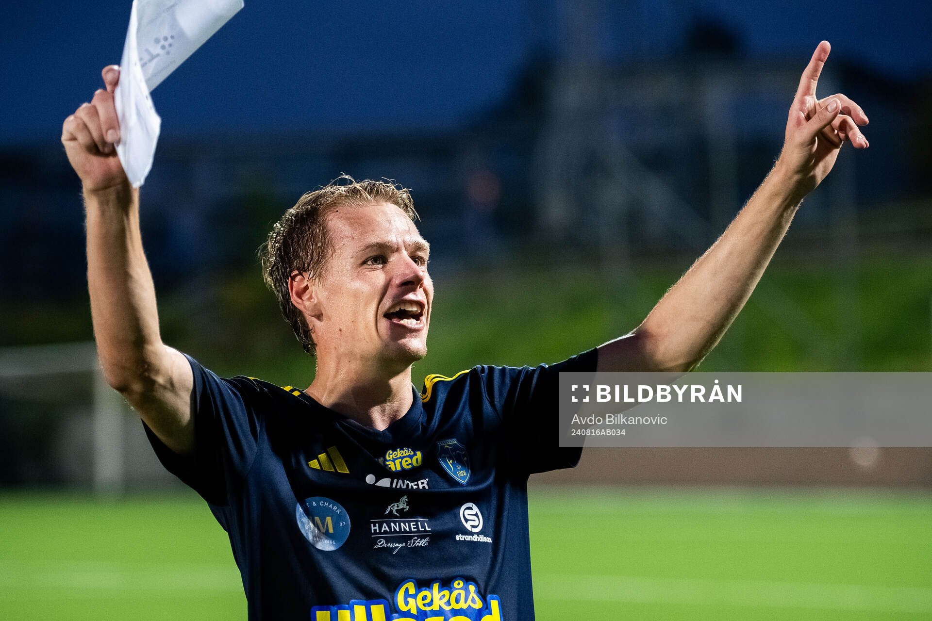 Falkenbergs FFs Melker Nilsson jublar