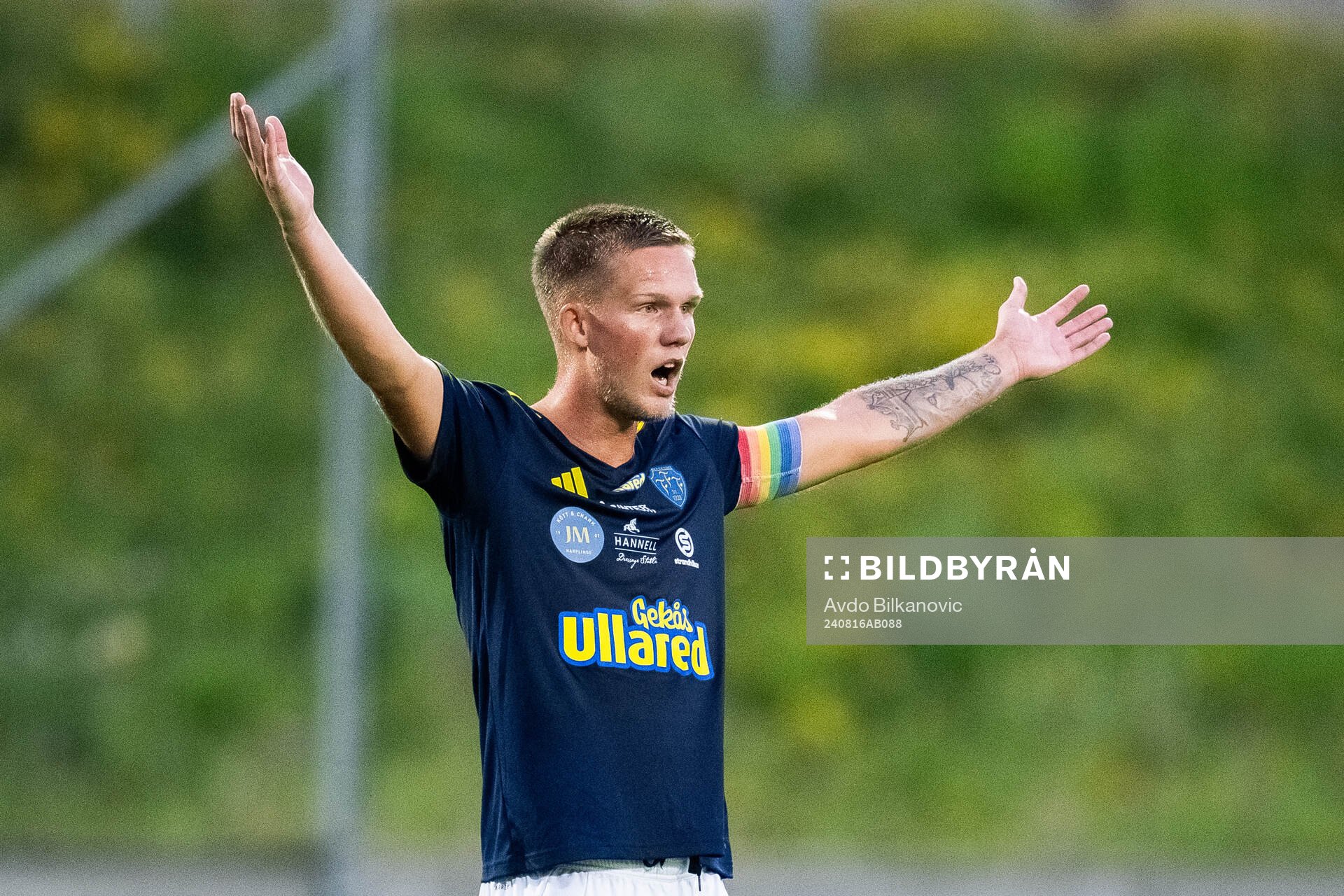 Falkenbergs FFs Tim Stålheden agerar