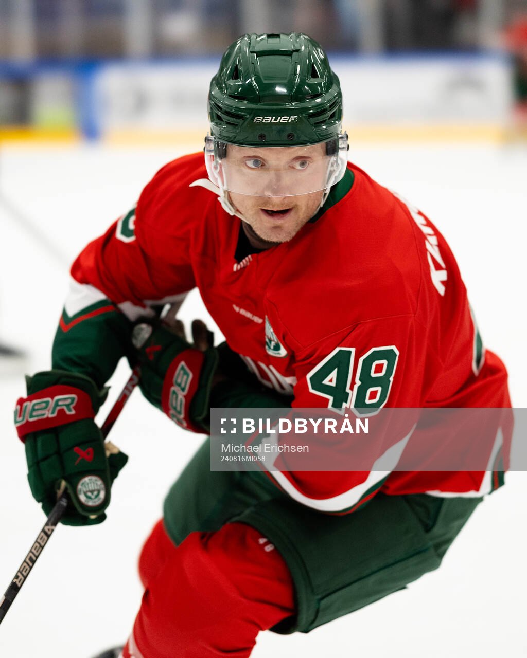 Frölundas Carl Klingberg innan träningsmatchen i ishockey