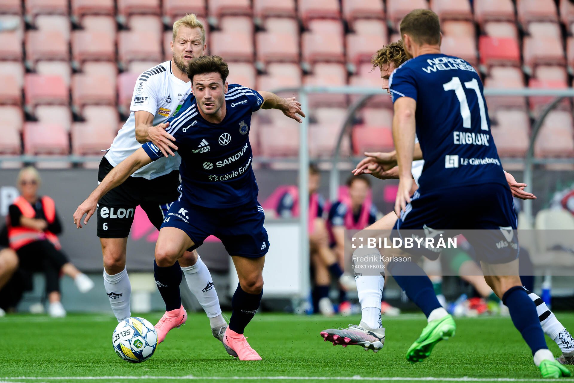 Örebros Sebastian Crona och Gefles Iu Ranera Grau