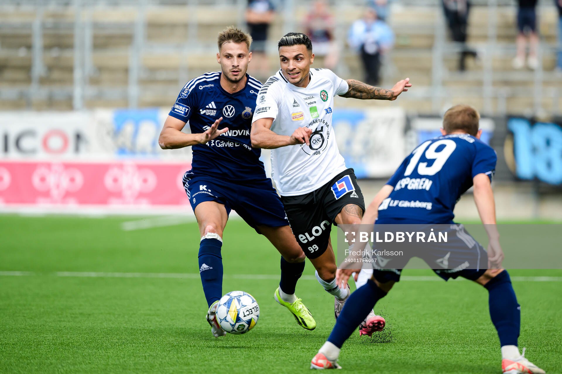 Gefles Jacob Hjelte och Örebros Ahmed Yasin