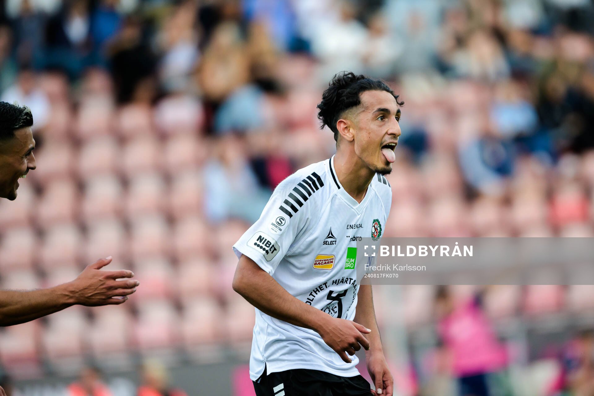 Örebros Elias Barsoum jublar