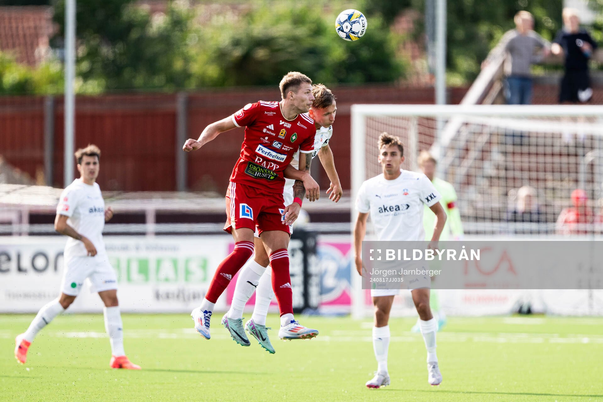 Skövde AIKs Stefan Ljubicic och Helsingborgs Lukas