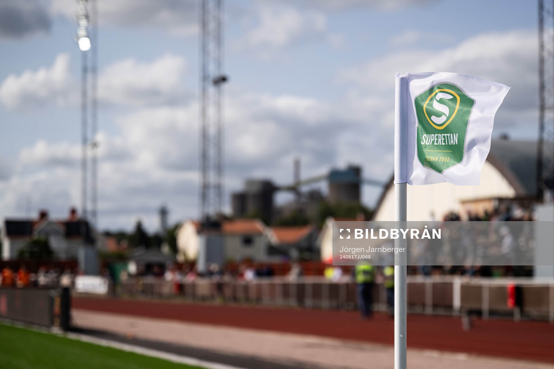 Hörnflagga med Superettan logga