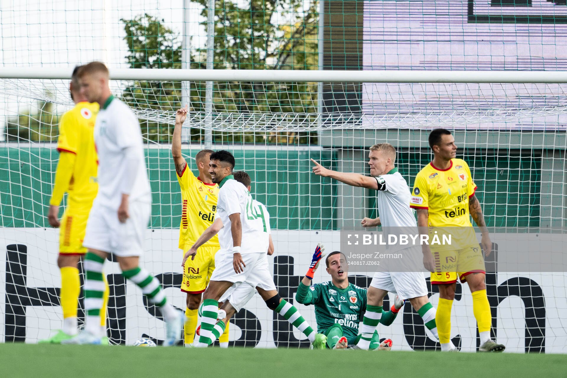 Kalmars målvakt Samuel Brolin deppar